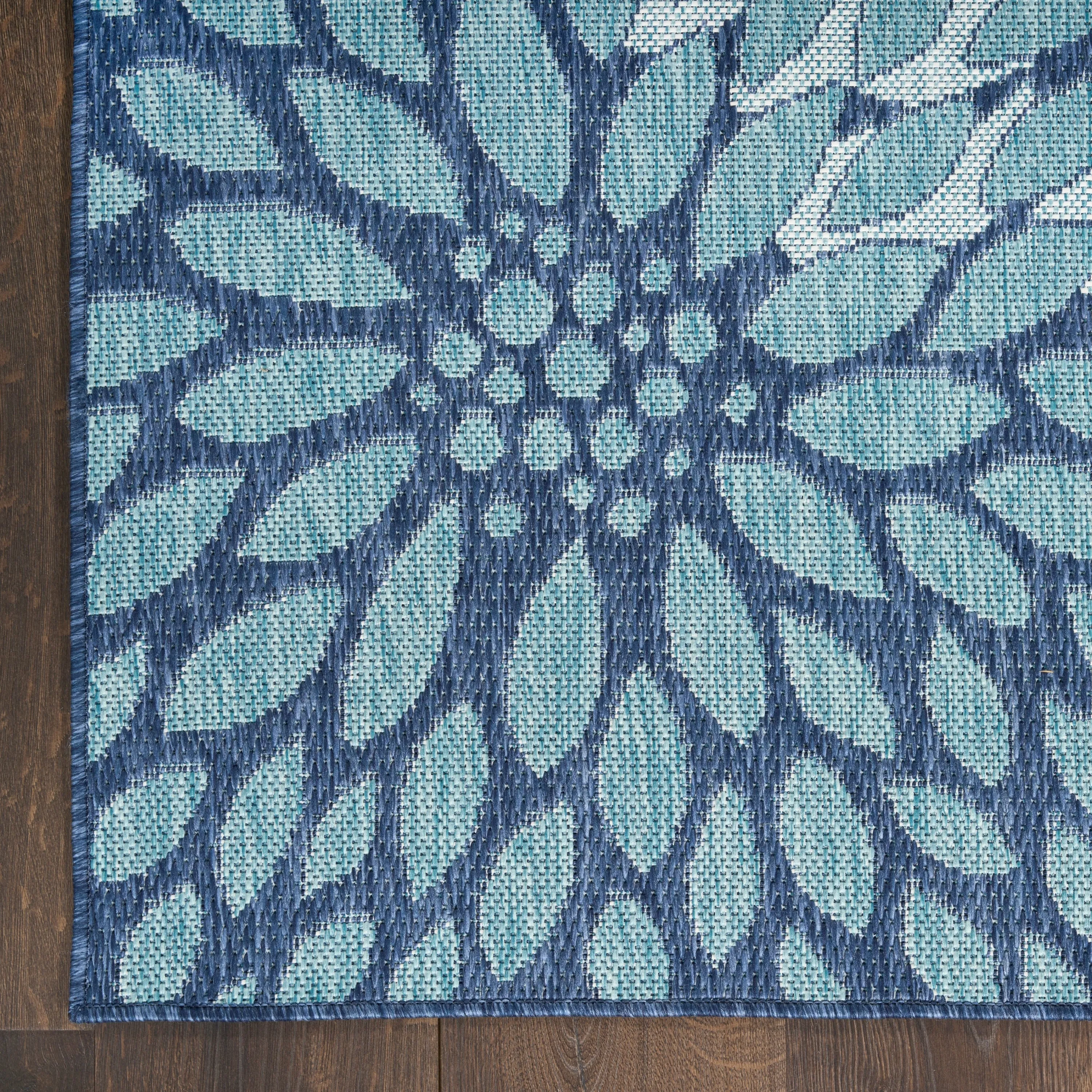 Nourison Garden Oasis Indoor/Outdoor Blue Floral Tropical Area Rug