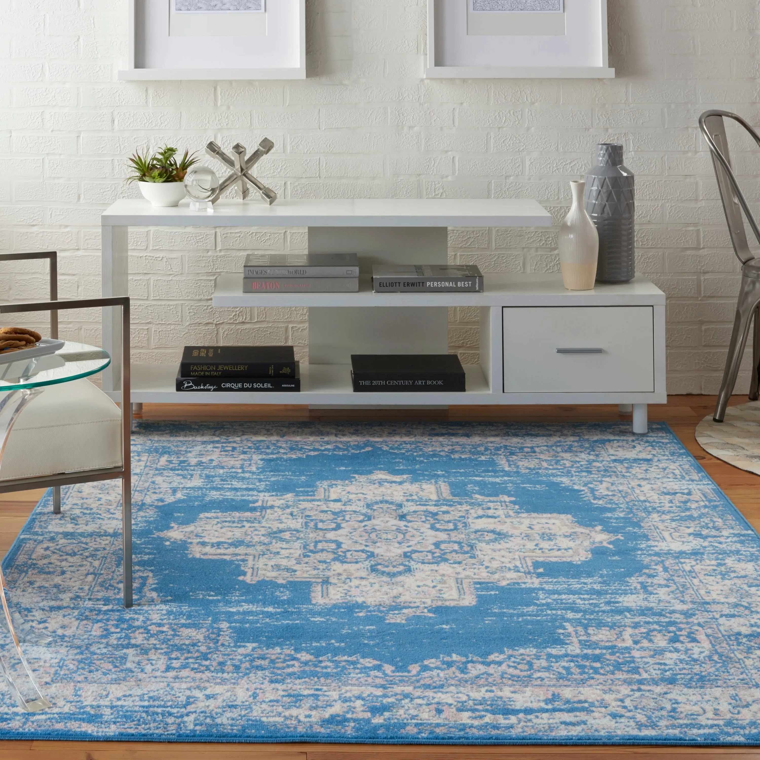 Nourison Grafix Distressed Vintage Medallion Area Rug