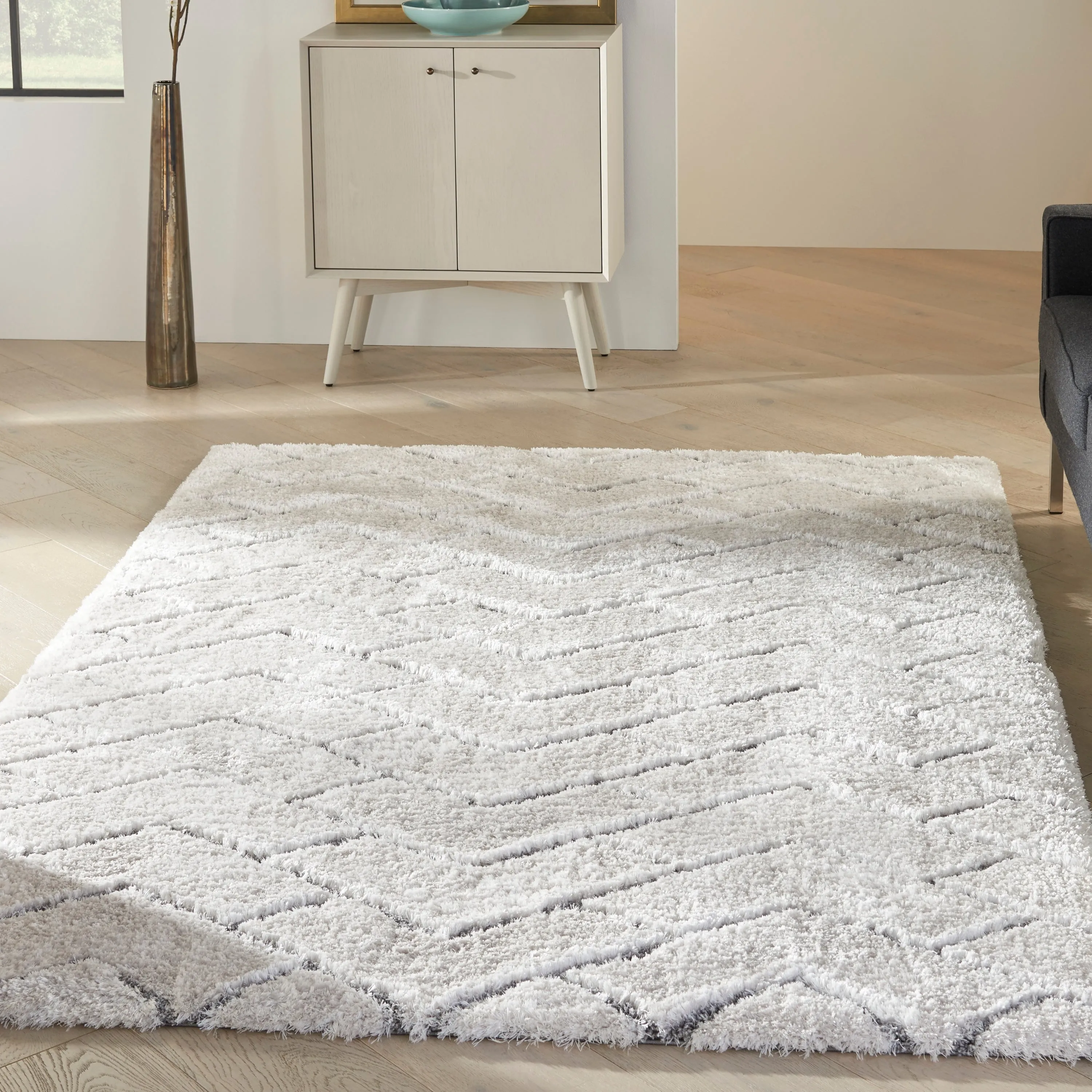 Nourison Luxurious Shag Ultra Plush Modern Chevron Area Rug