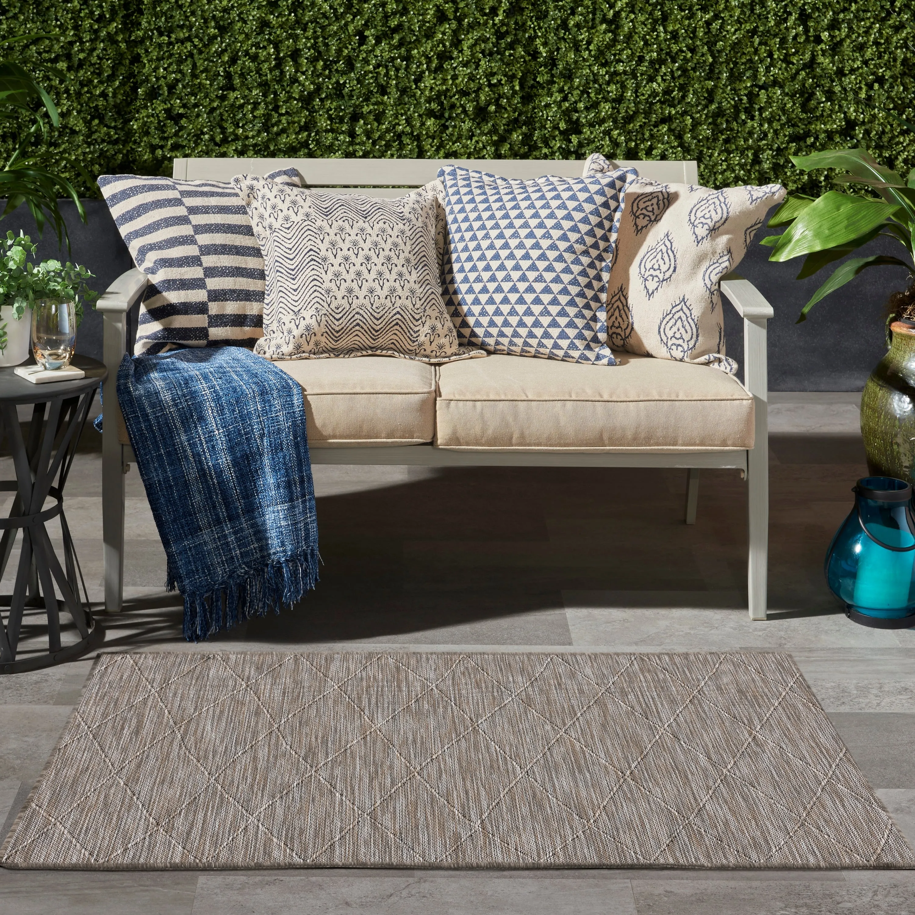 Nourison Practical Solutions Indoor/Outdoor Geometric Area Rug