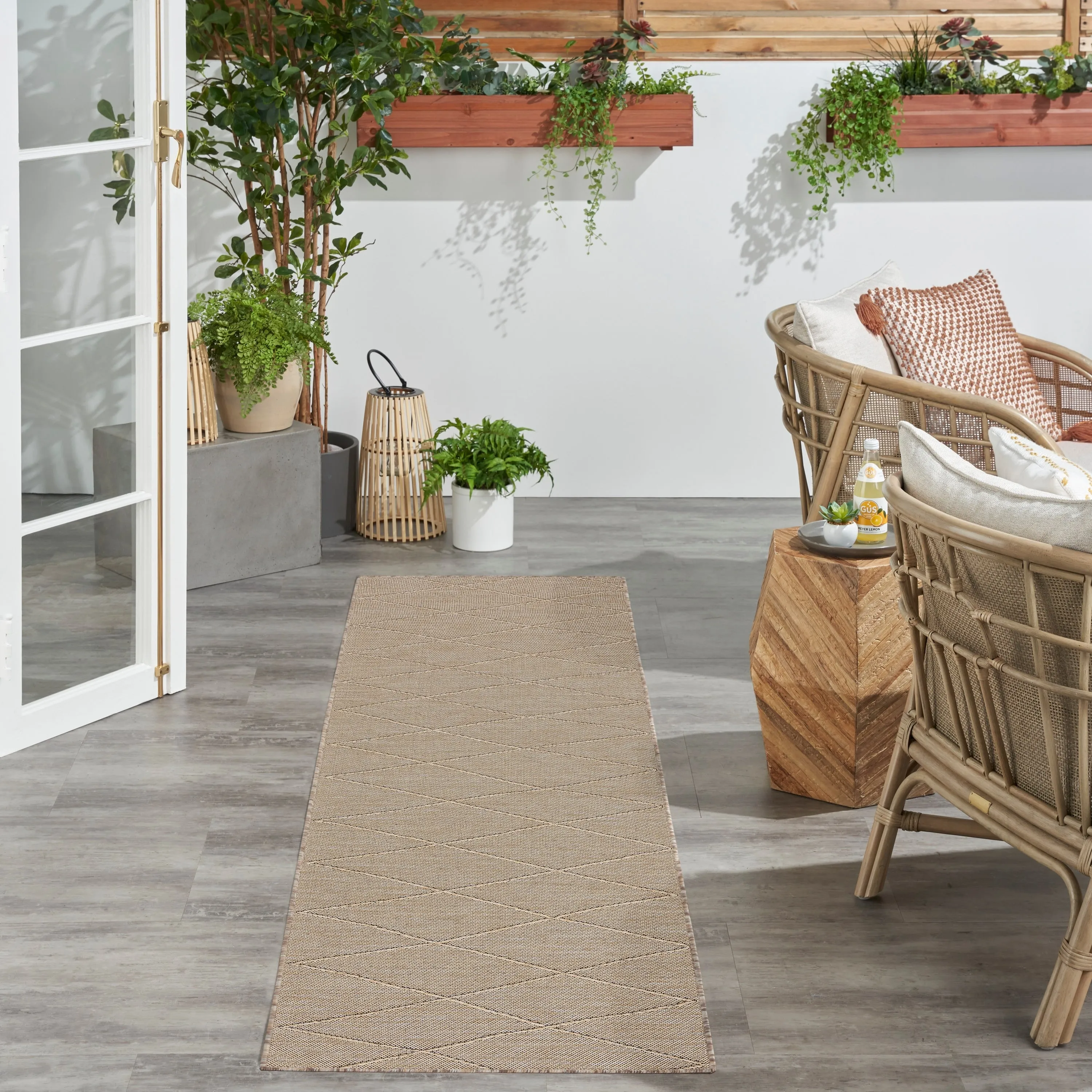 Nourison Practical Solutions Indoor/Outdoor Geometric Area Rug