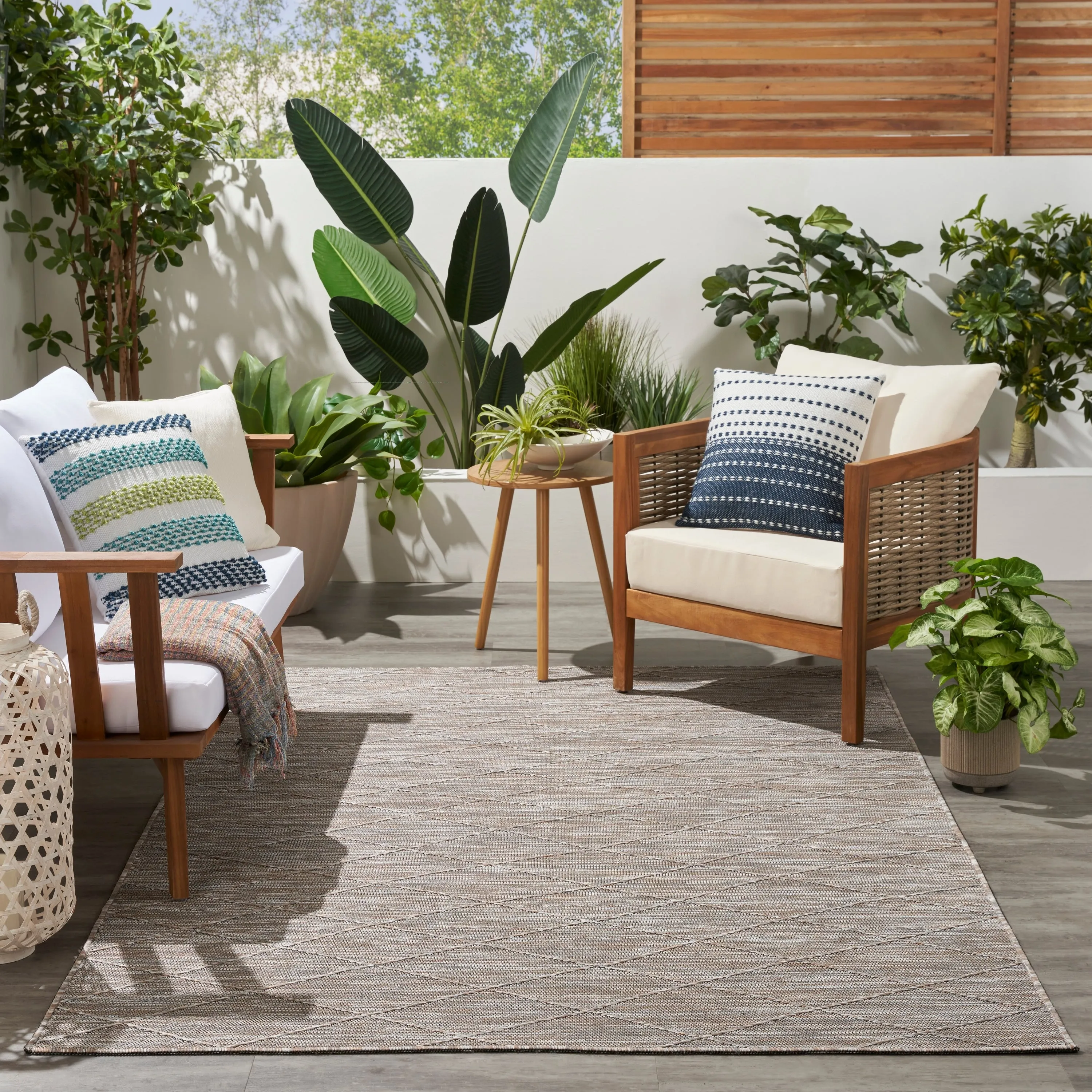 Nourison Practical Solutions Indoor/Outdoor Geometric Area Rug