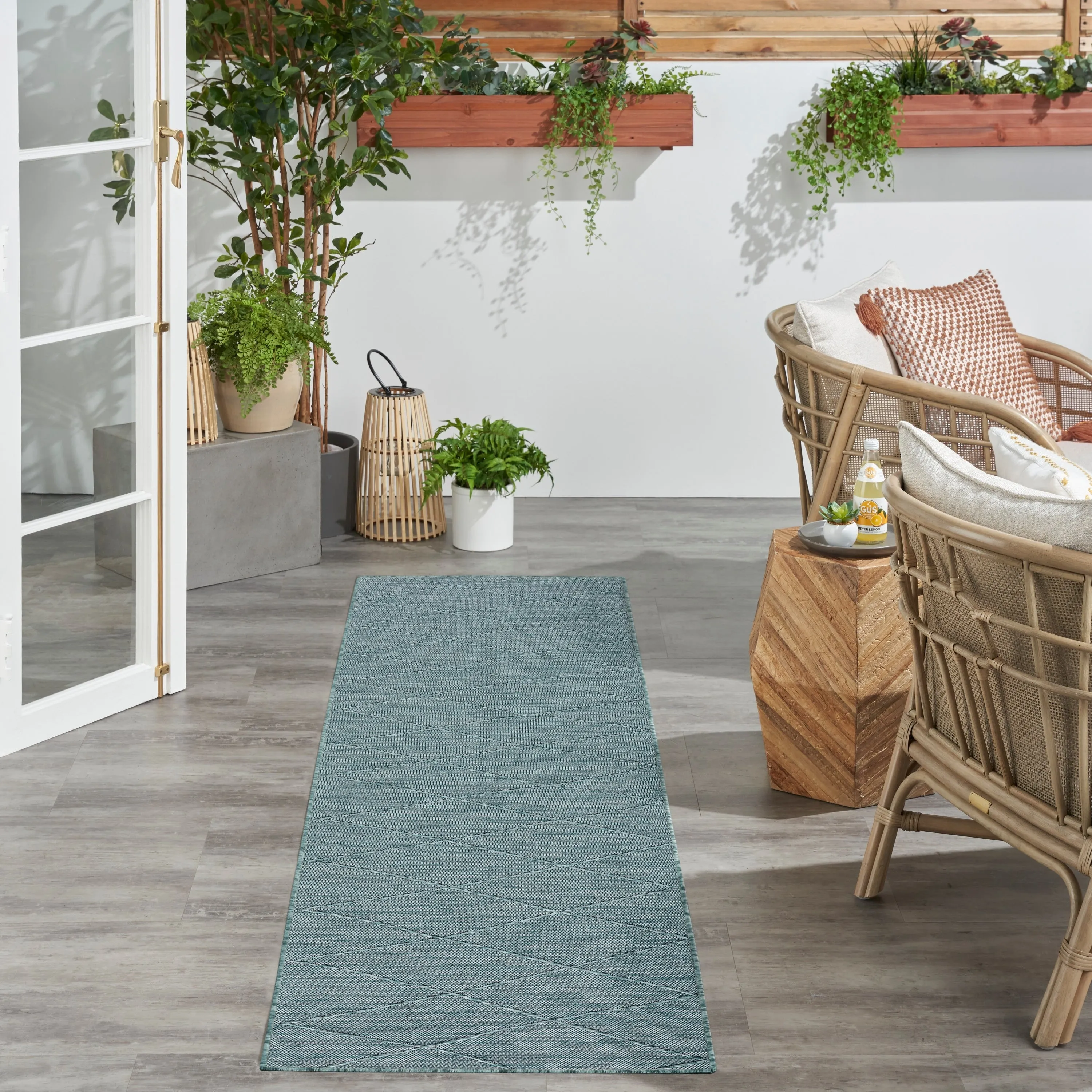 Nourison Practical Solutions Indoor/Outdoor Geometric Area Rug