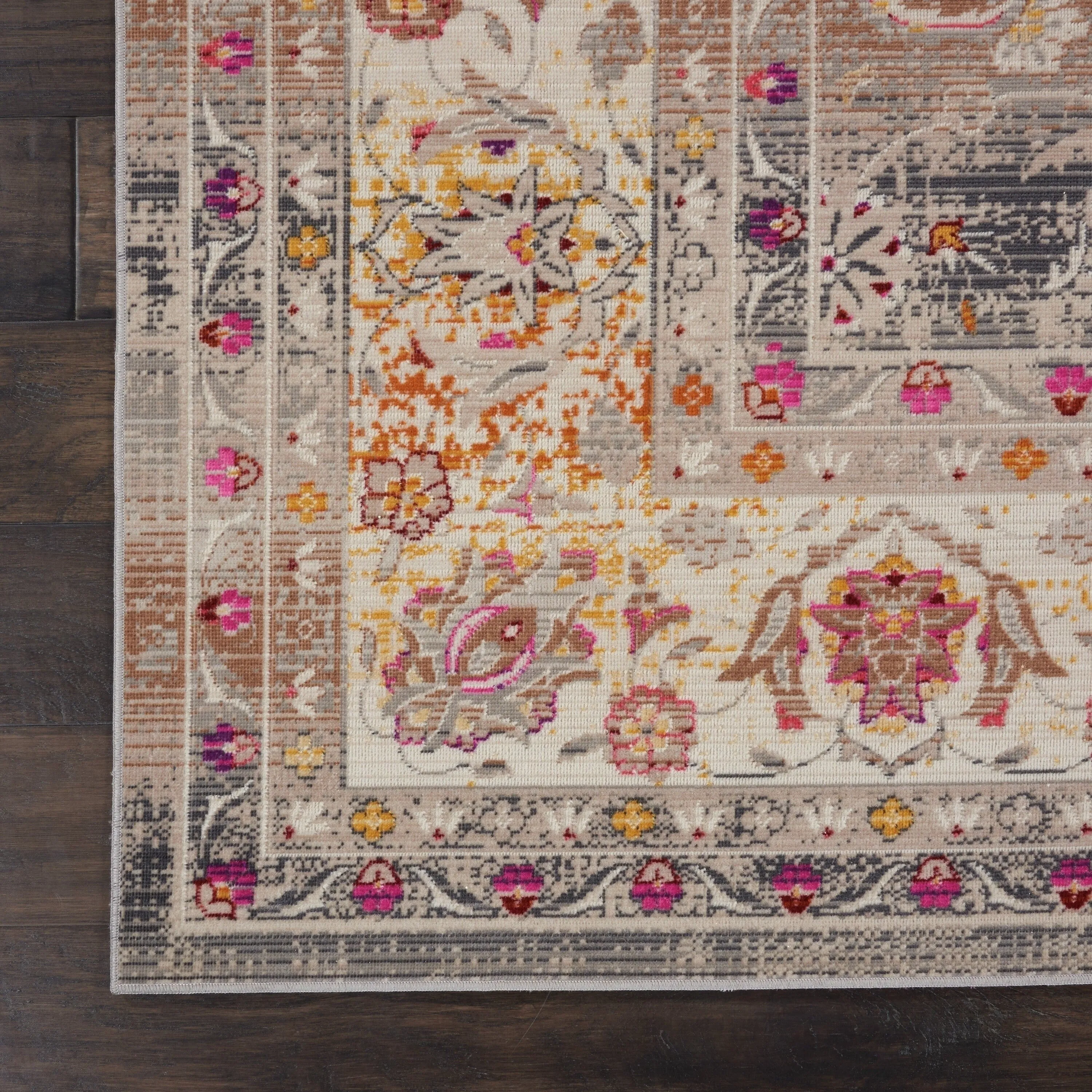 Nourison Vintage Kashan Traditional Area Rug