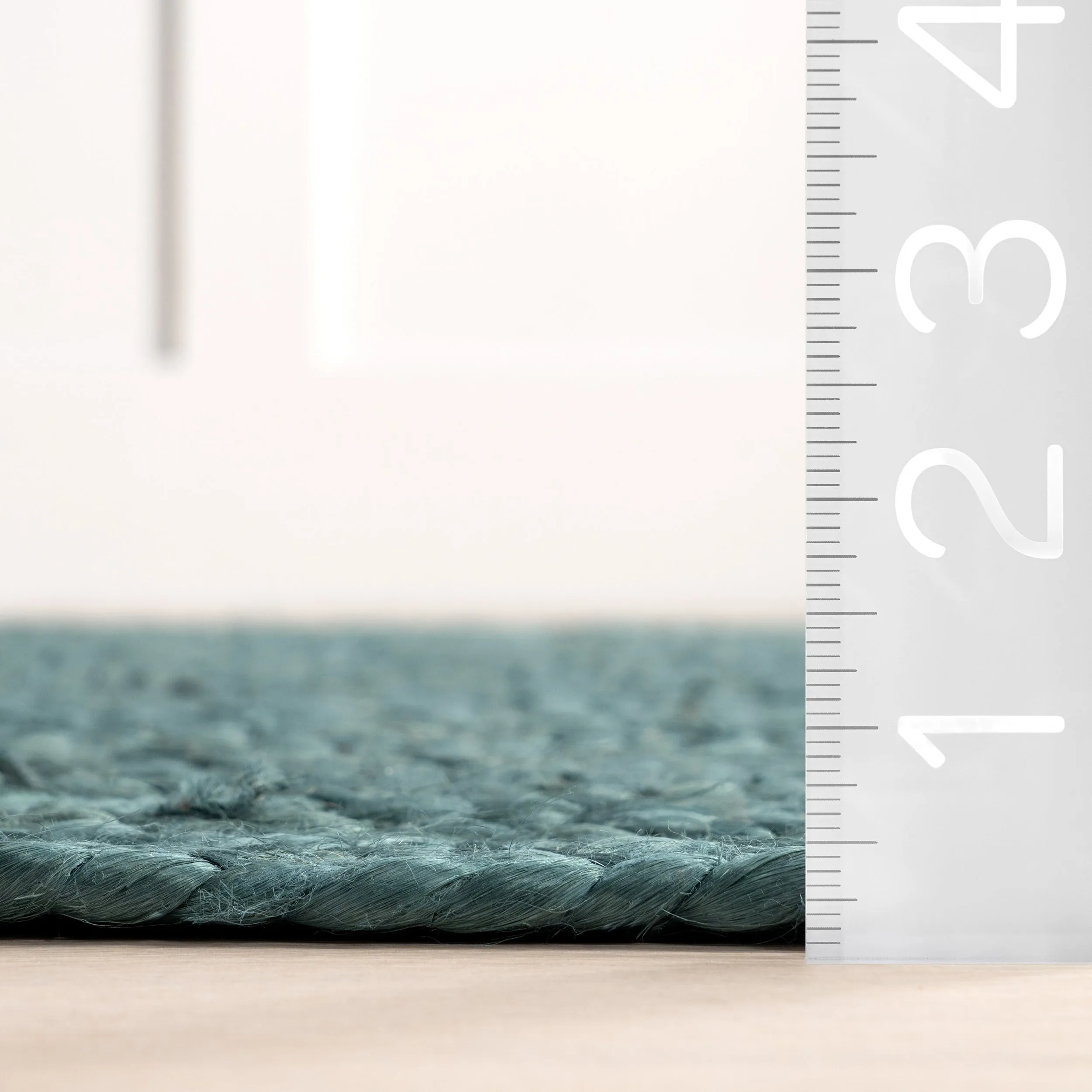 Nuloom Adelaida Farmhouse Jute Area Rug