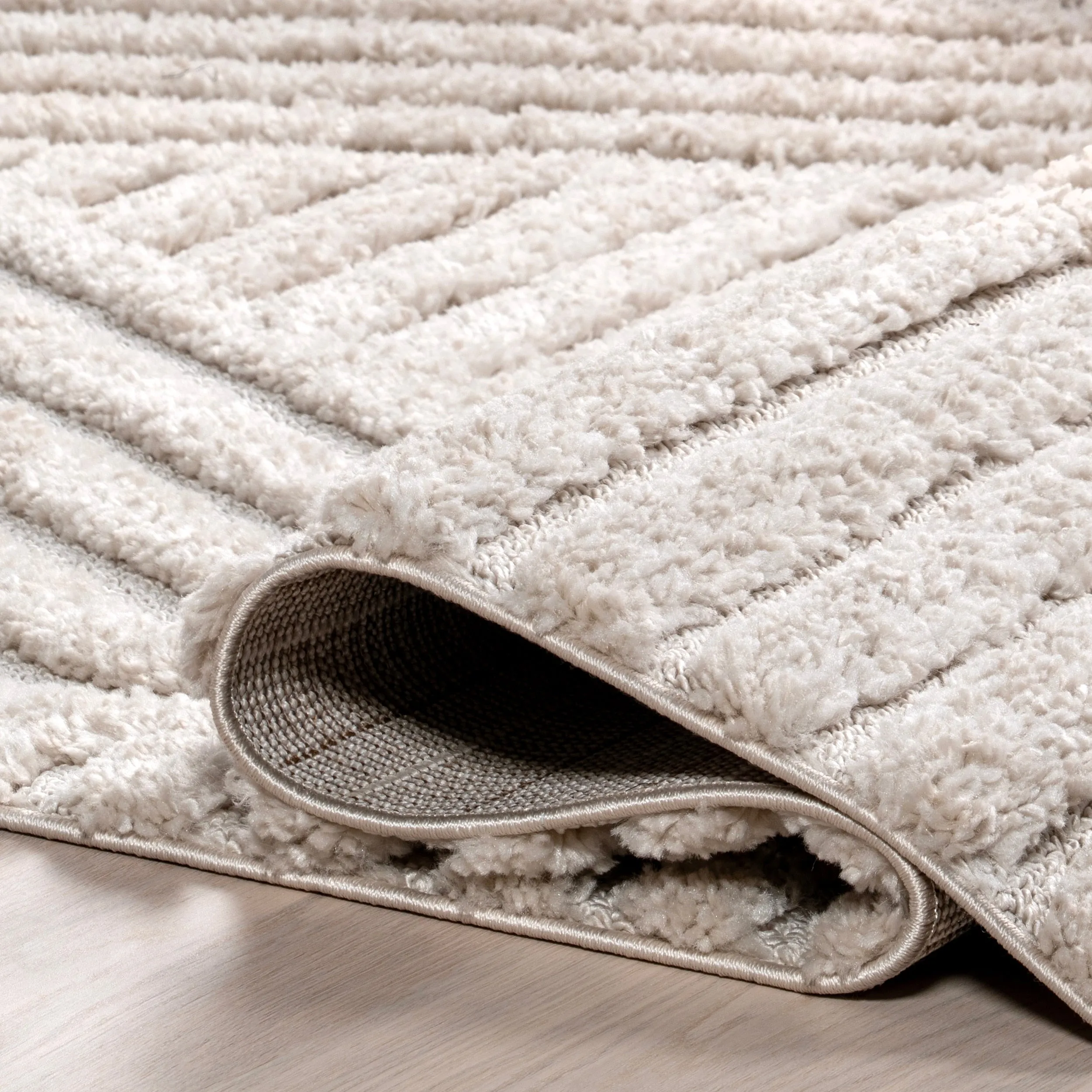 Nuloom Briella High-Low Geometric Shag Area Rug