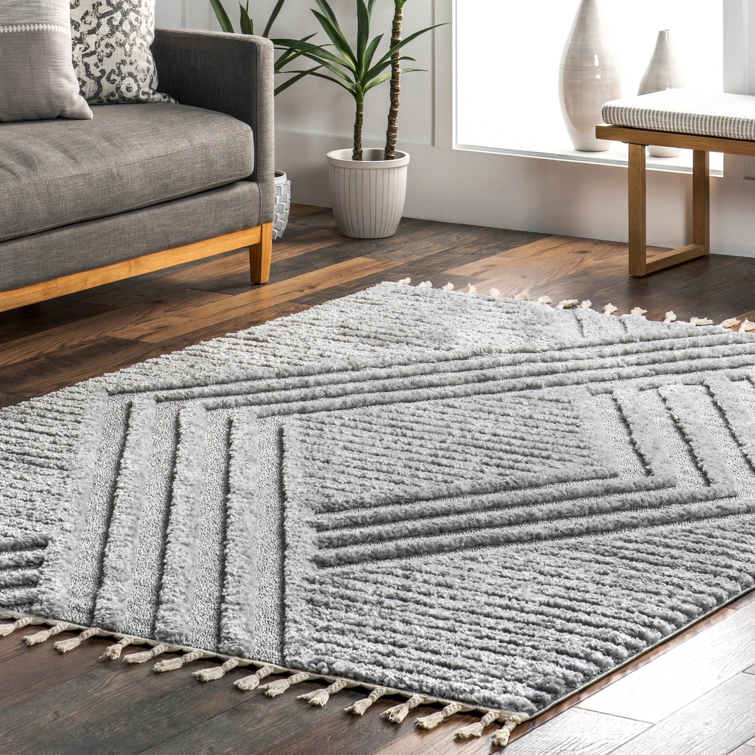 Nuloom Briella High-Low Geometric Shag Area Rug