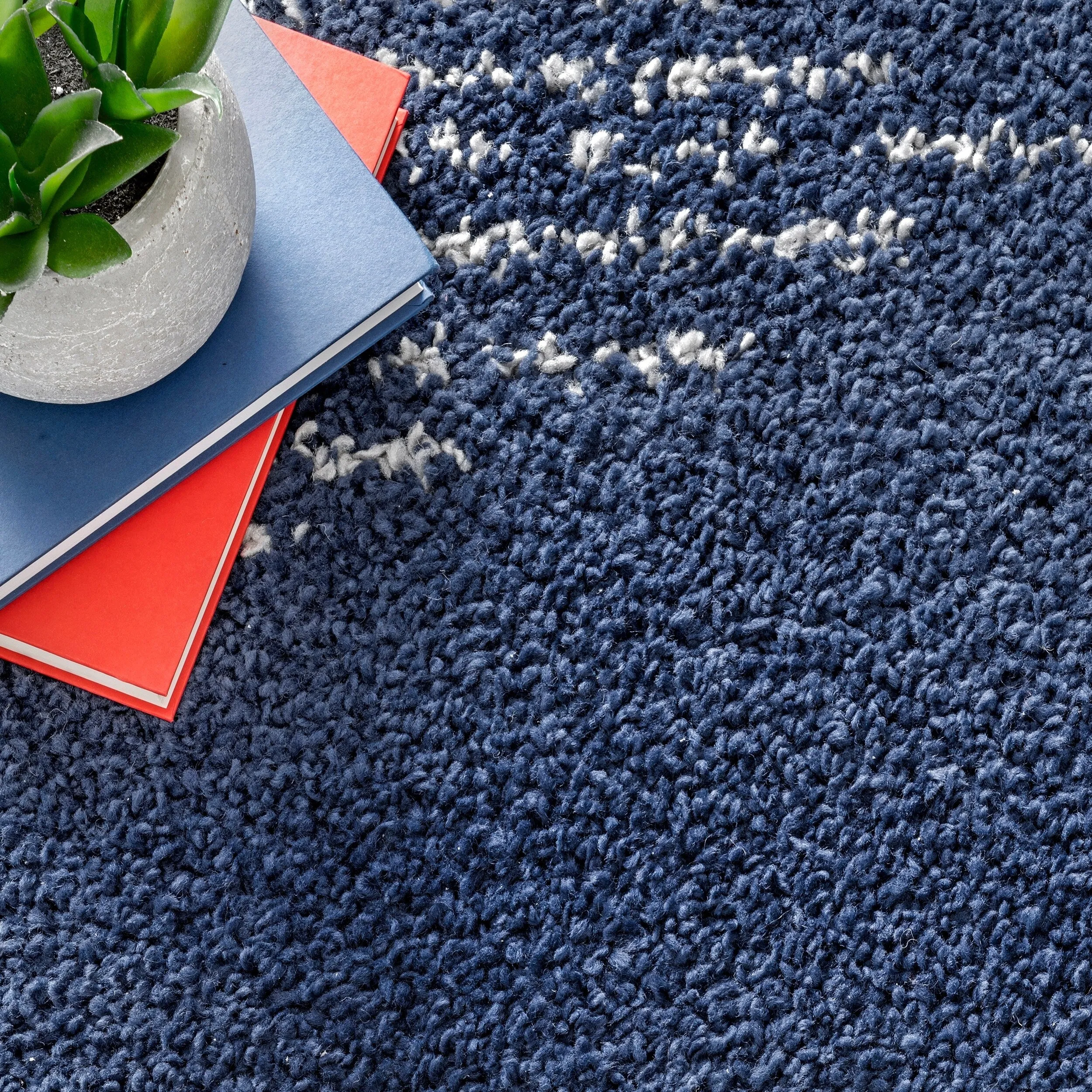 Nuloom Denton Diamond Shag Tassel Area Rug
