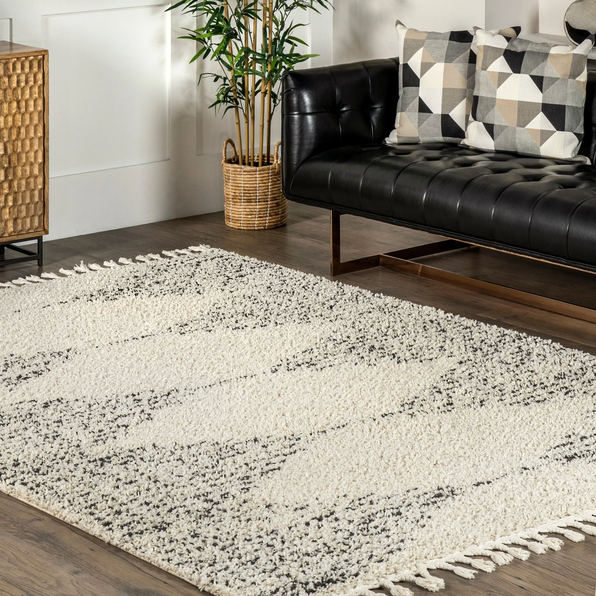 Nuloom Denton Diamond Shag Tassel Area Rug