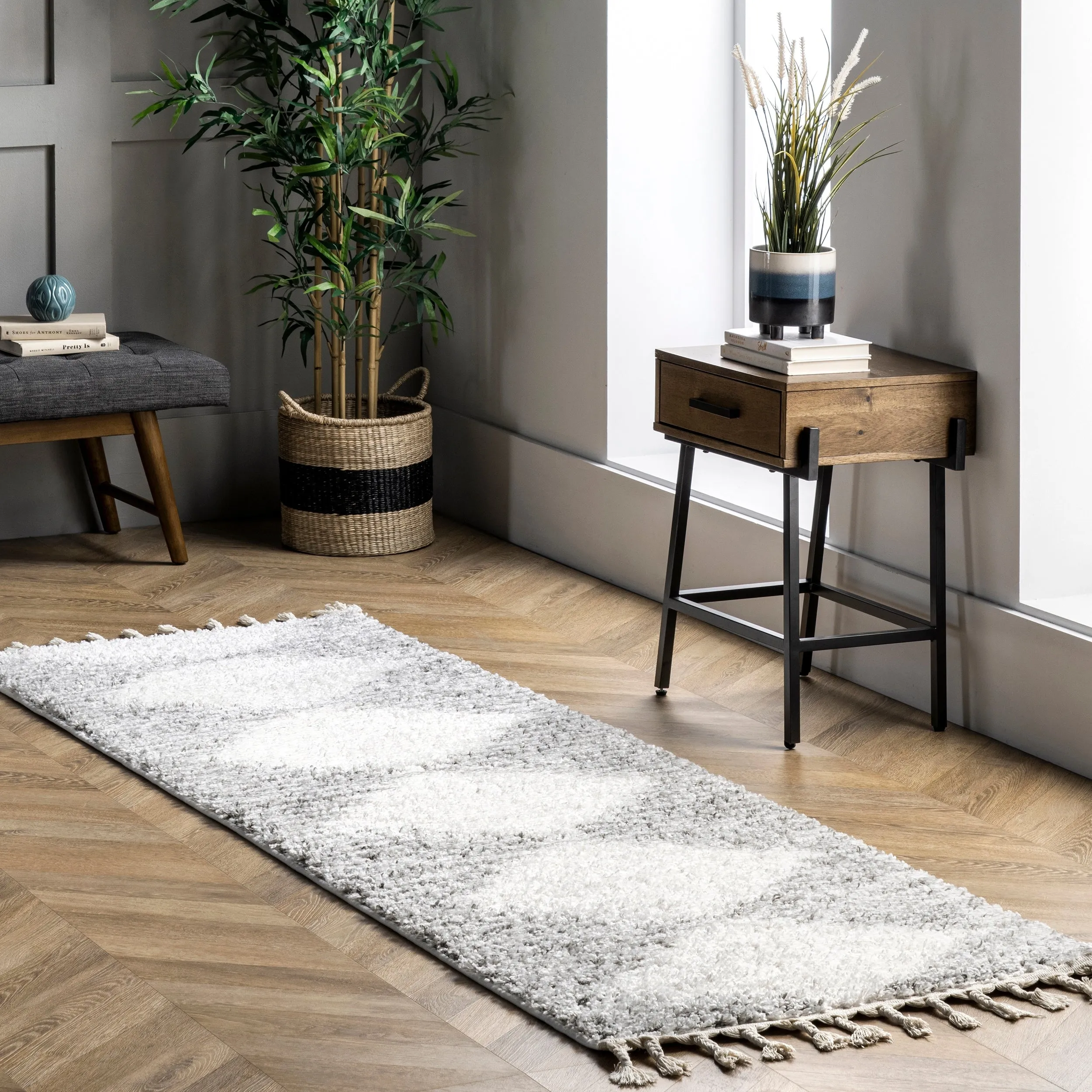 Nuloom Denton Diamond Shag Tassel Area Rug