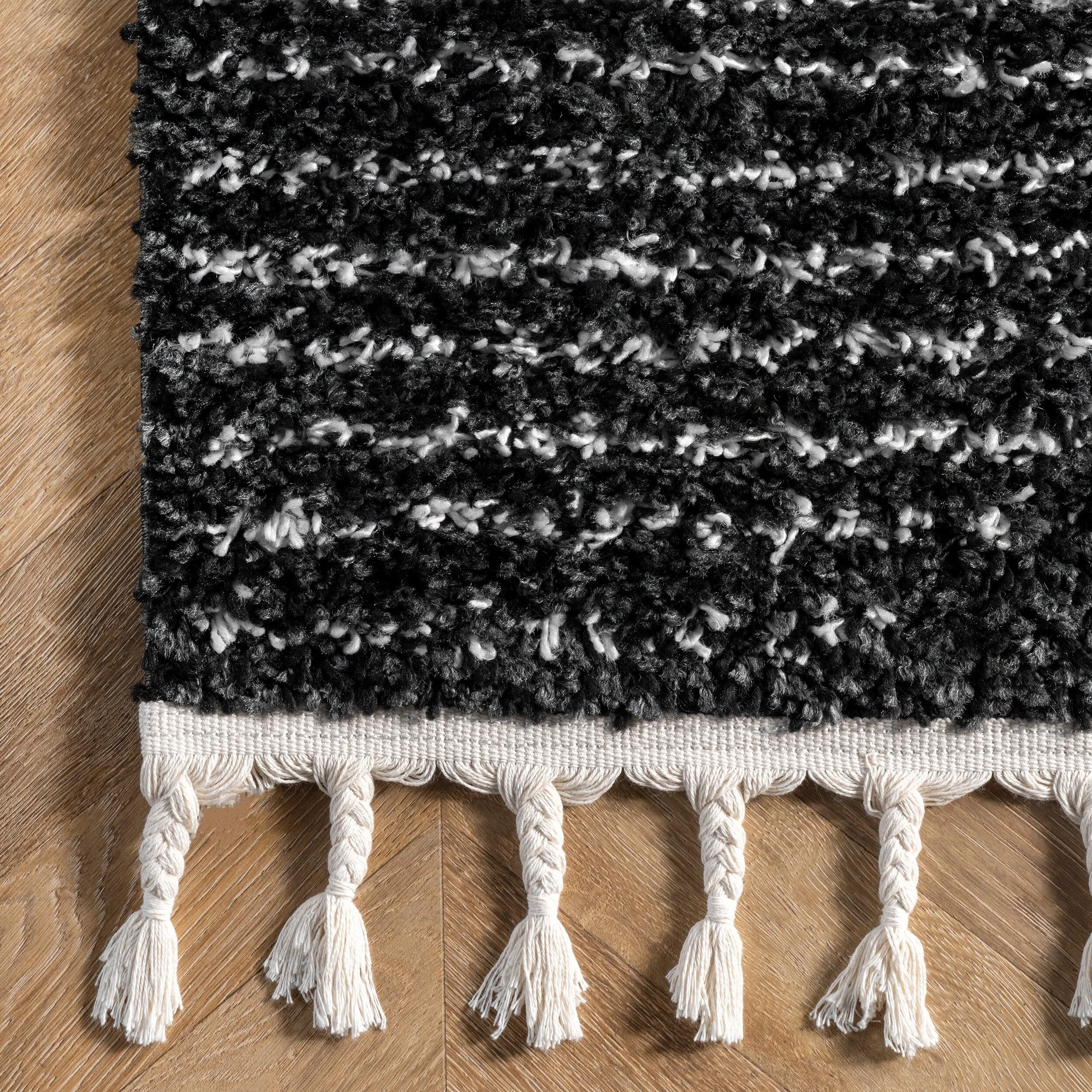 Nuloom Denton Diamond Shag Tassel Area Rug