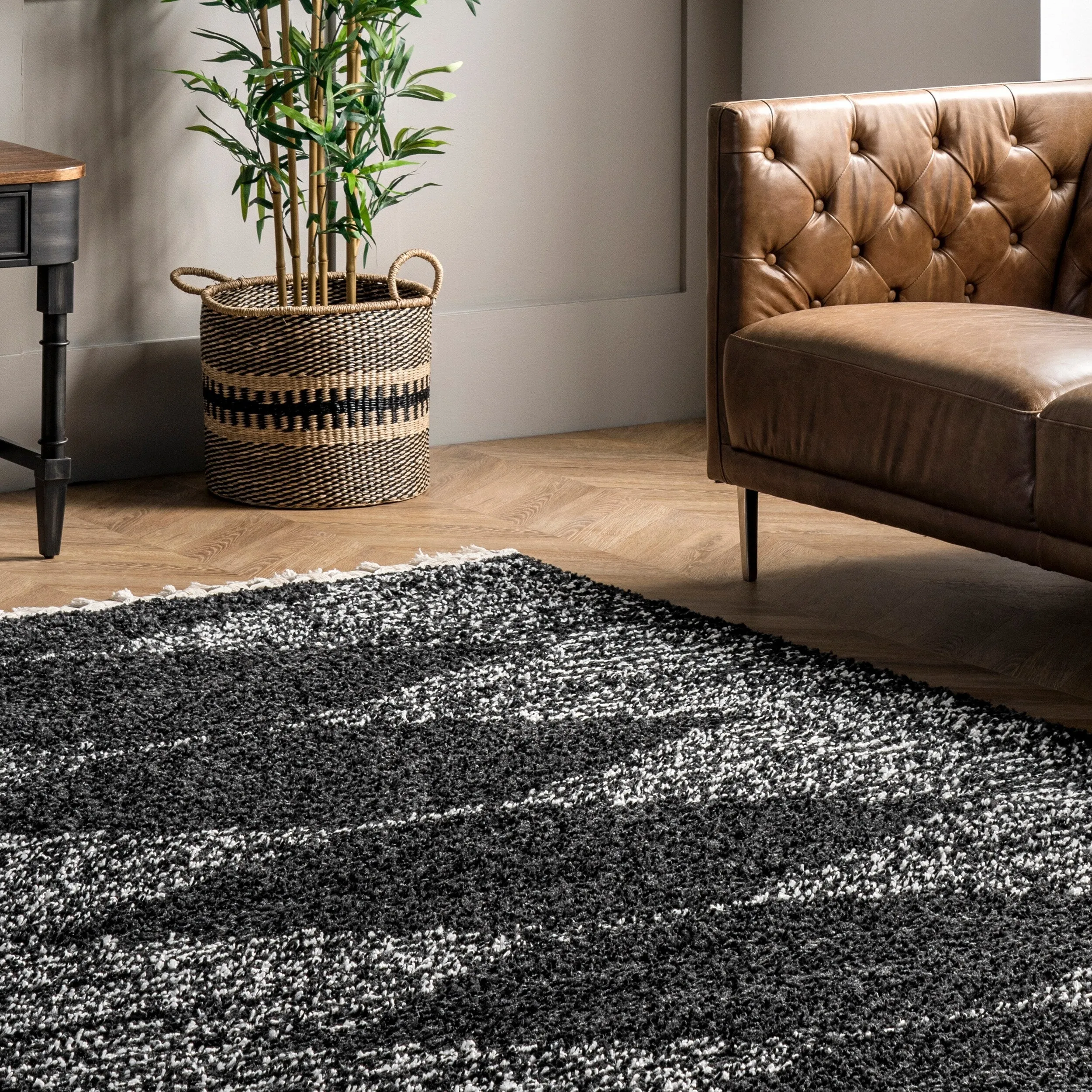 Nuloom Denton Diamond Shag Tassel Area Rug