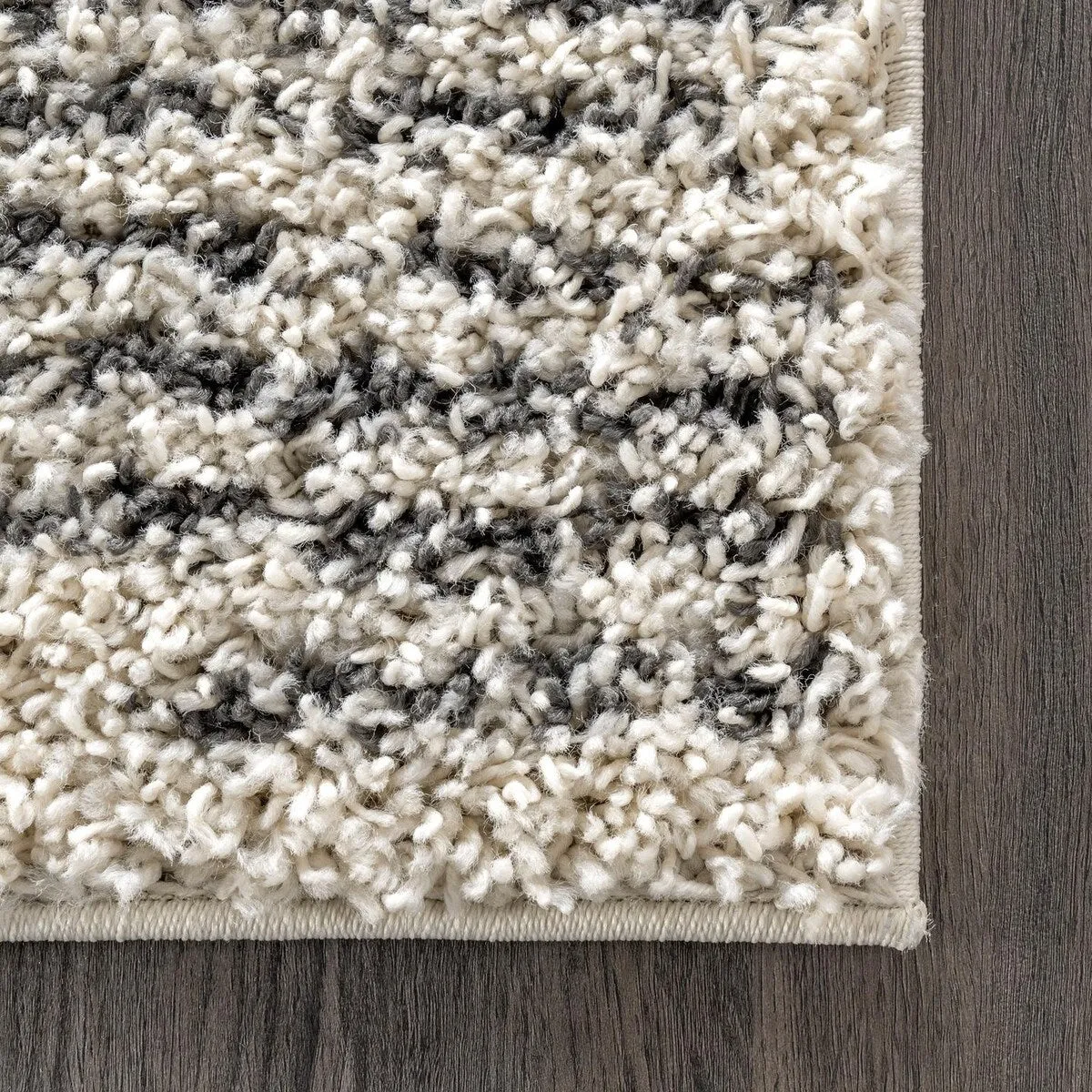 Nuloom Geometric Scarlette Abstract Diamonds Soft Shag Area Rug