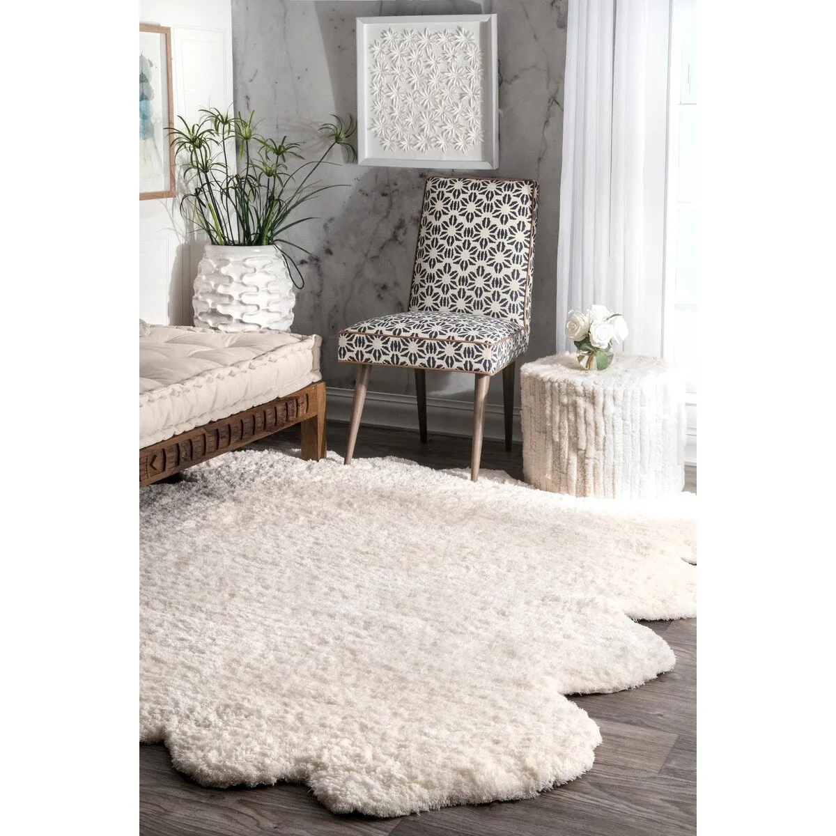 Nuloom Handmade Faux Sheepskin Octo Pelt Natural S - 6' x 7'
