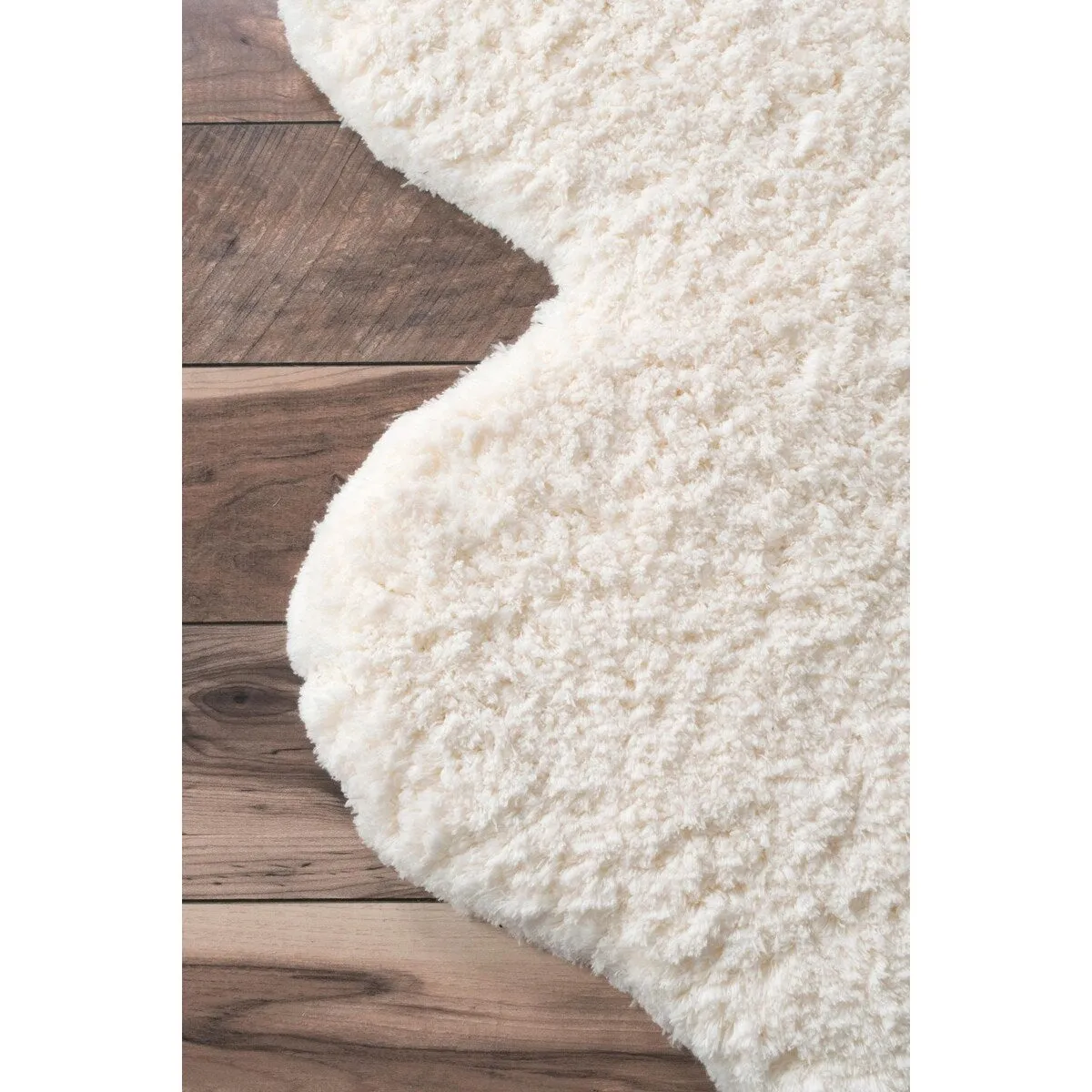 Nuloom Handmade Faux Sheepskin Octo Pelt Natural S - 6' x 7'