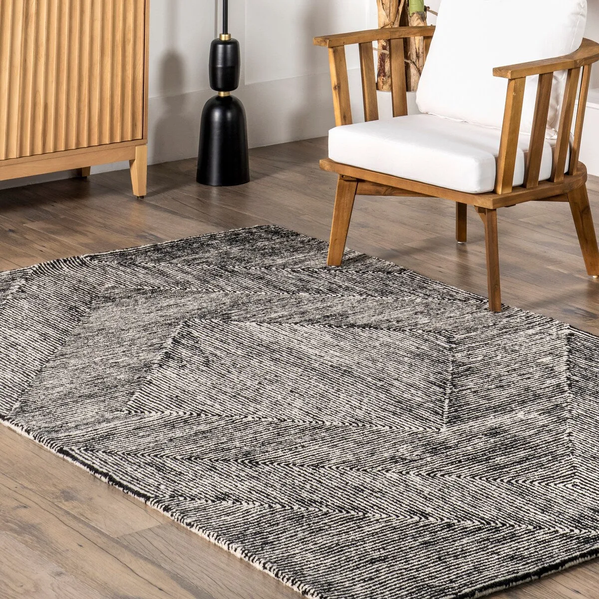 Nuloom Heidi Modern Hand Tufted Wool Area Rug