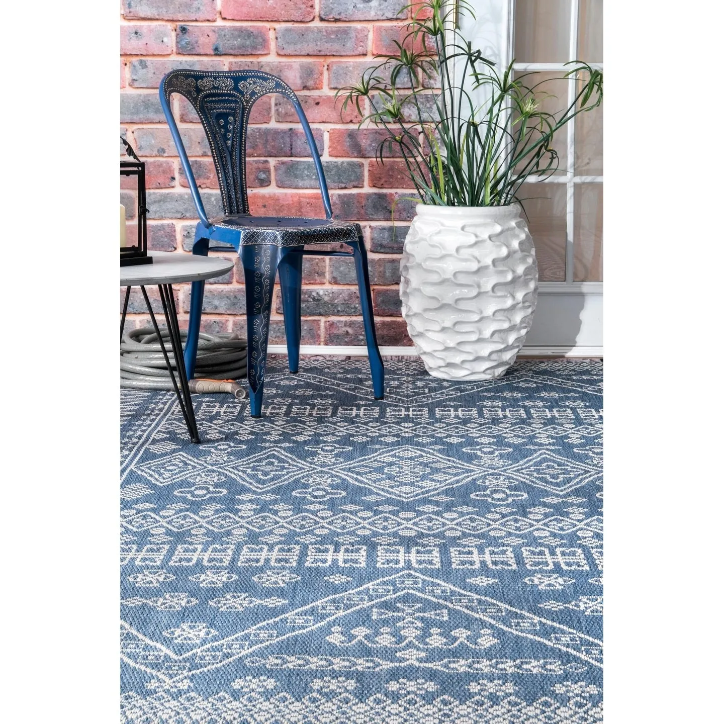 Nuloom Indoor/Outdoor Tribal Inspired Floral Diamonds Area Rug