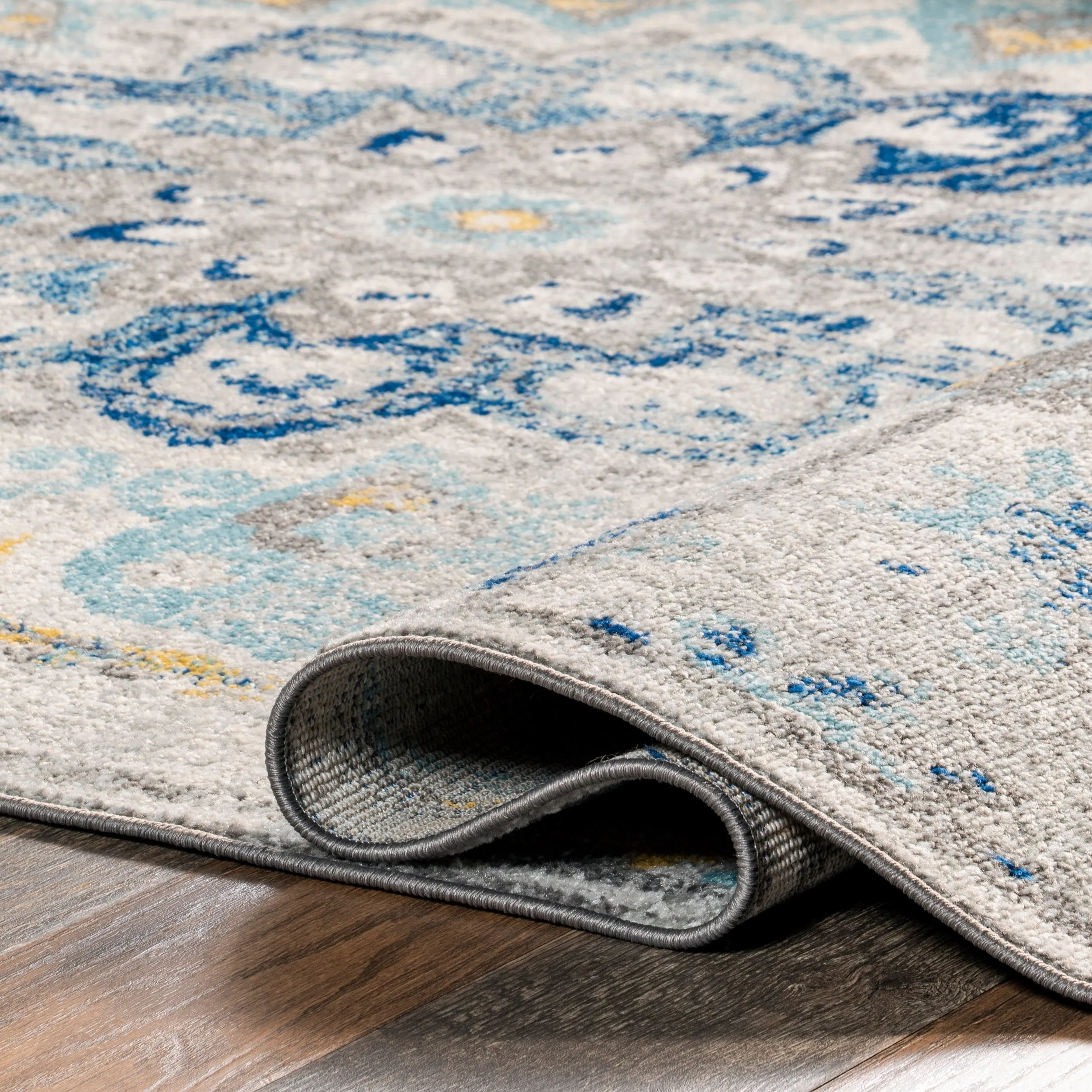 Nuloom Kiyoko Vintage Floral Area Rug