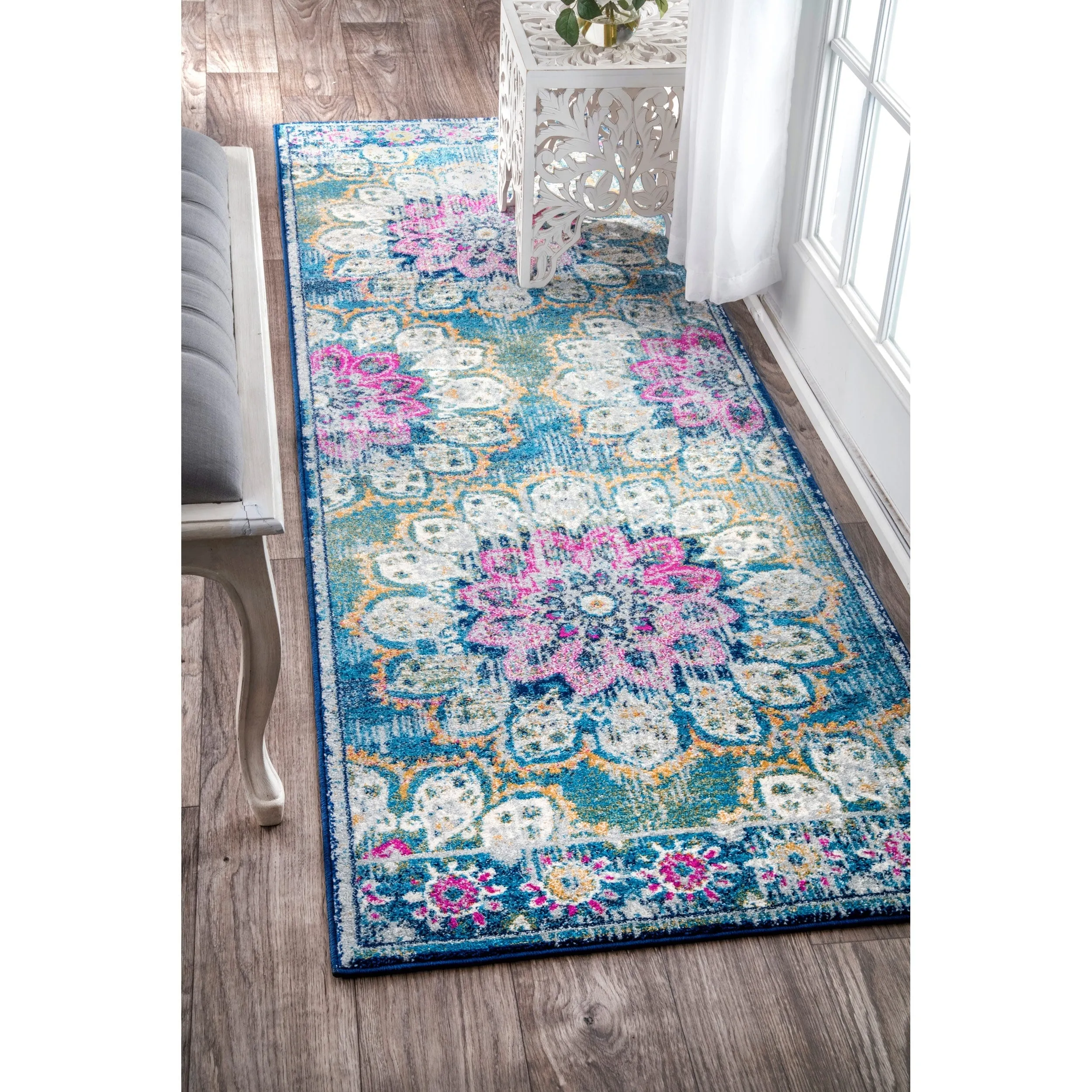 Nuloom Kiyoko Vintage Floral Area Rug
