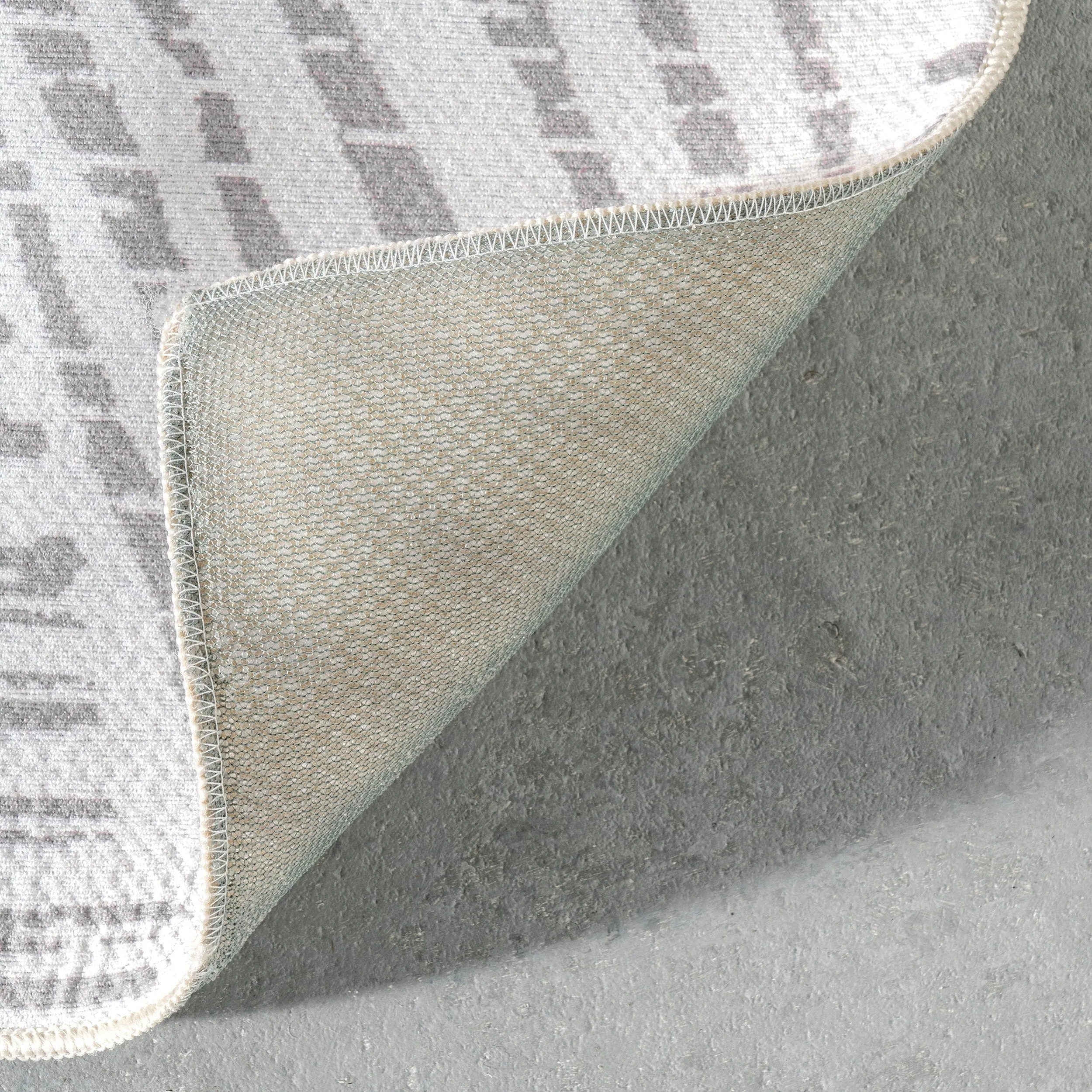 Nuloom Nelle Tribal Machine Washable Indoor/Outdoor Area Rug