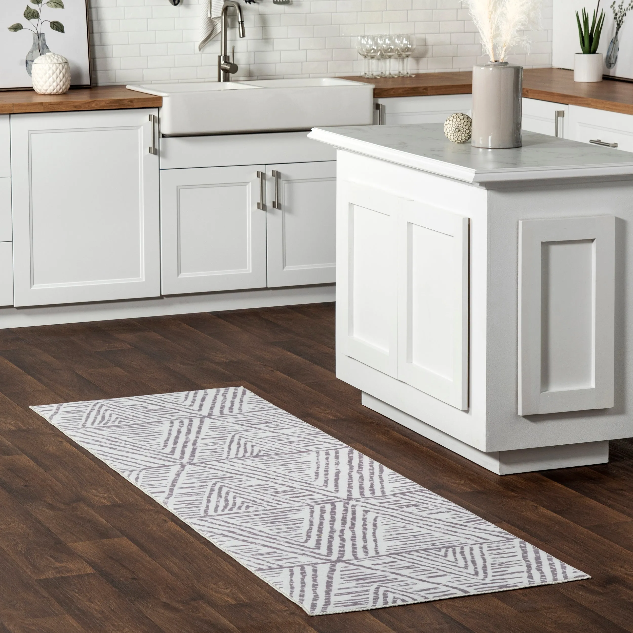 Nuloom Nelle Tribal Machine Washable Indoor/Outdoor Area Rug