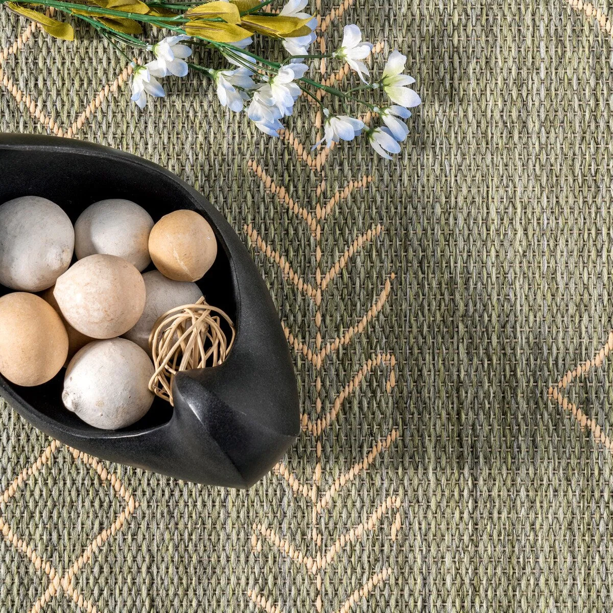 Nuloom Serna Moroccan Indoor/Outdoor Area Rug