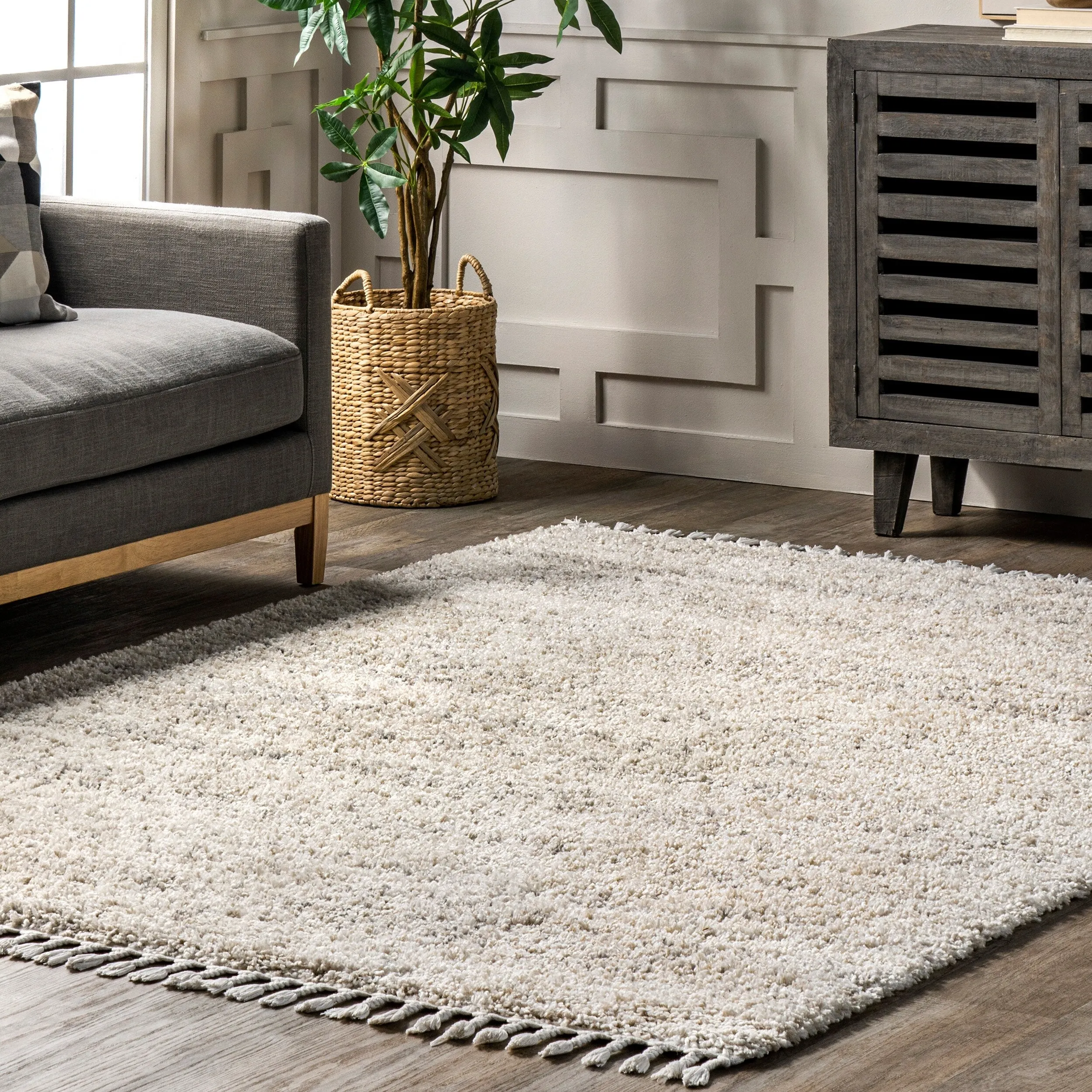 Nuloom Thelma Modern Shag Tassel Area Rug