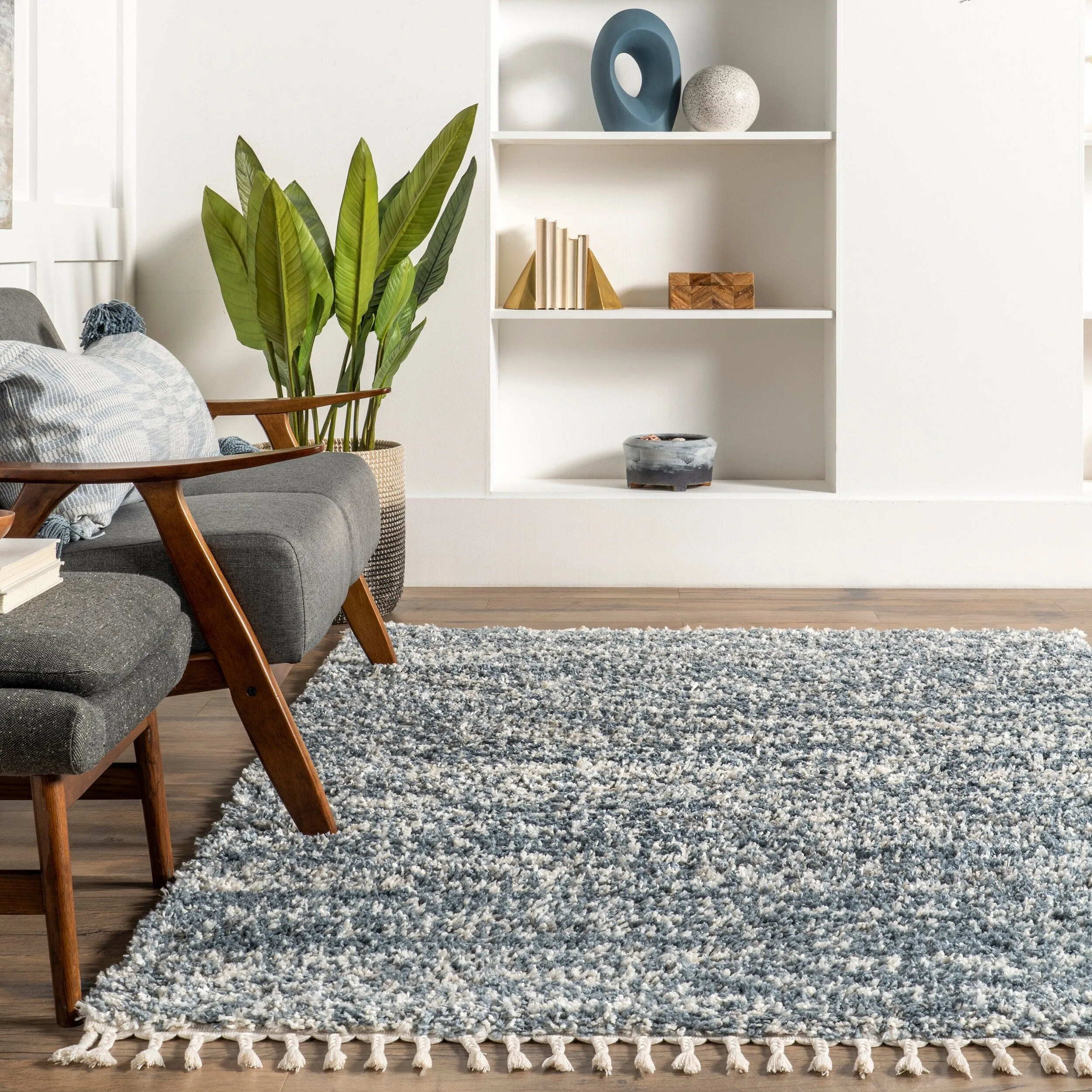 Nuloom Thelma Modern Shag Tassel Area Rug