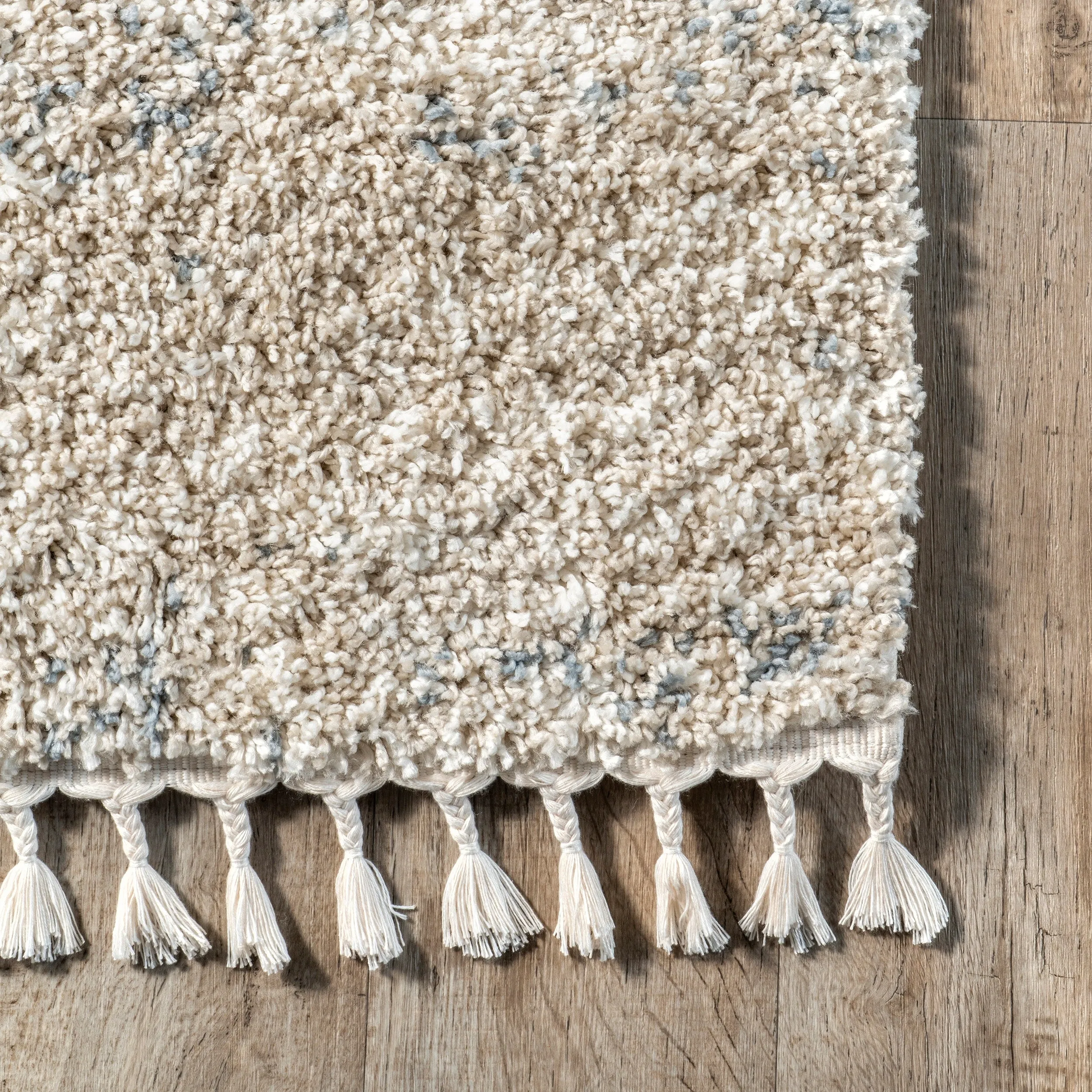 Nuloom Thelma Modern Shag Tassel Area Rug
