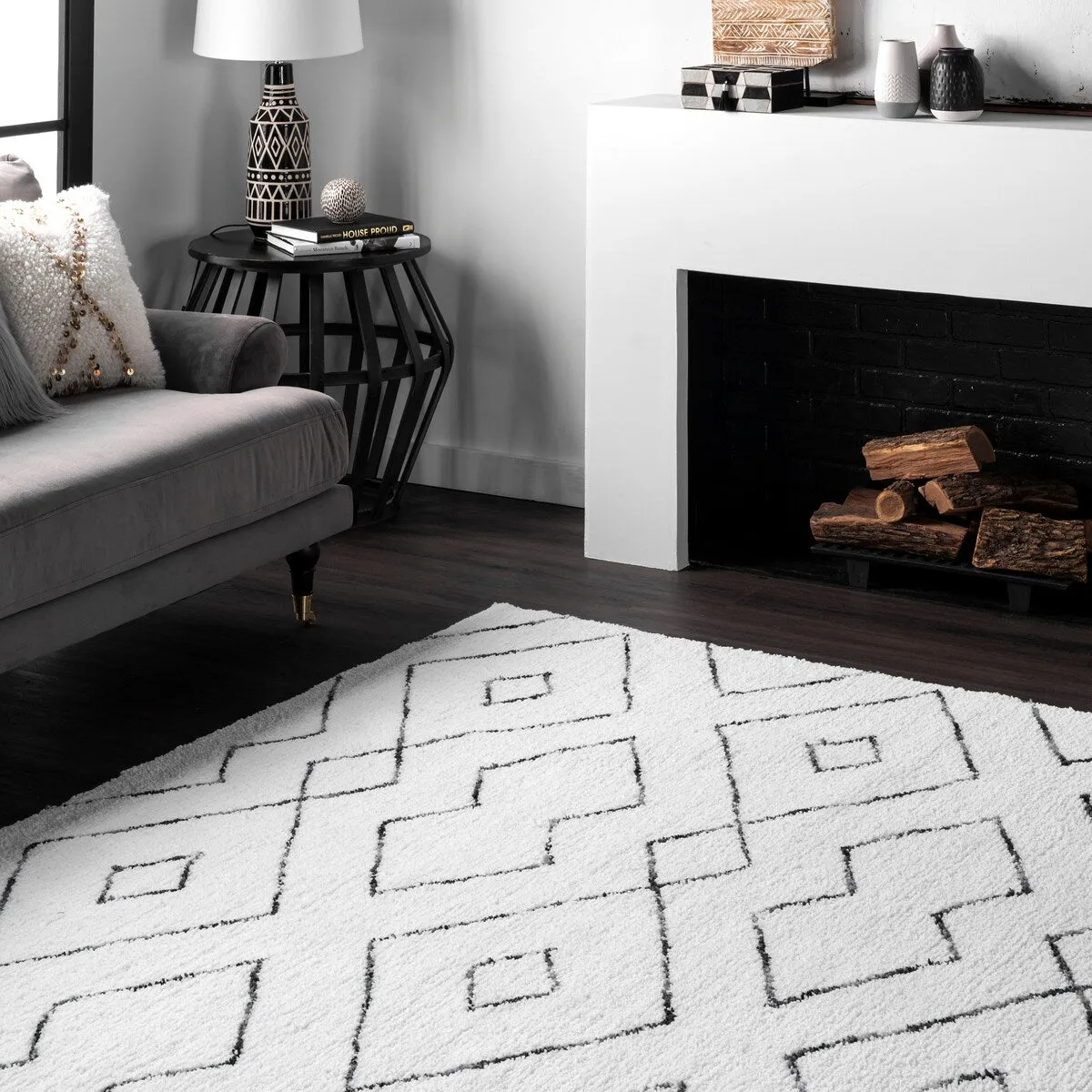 Nuloom Willow Contemporary Diamond Shag Area Rug