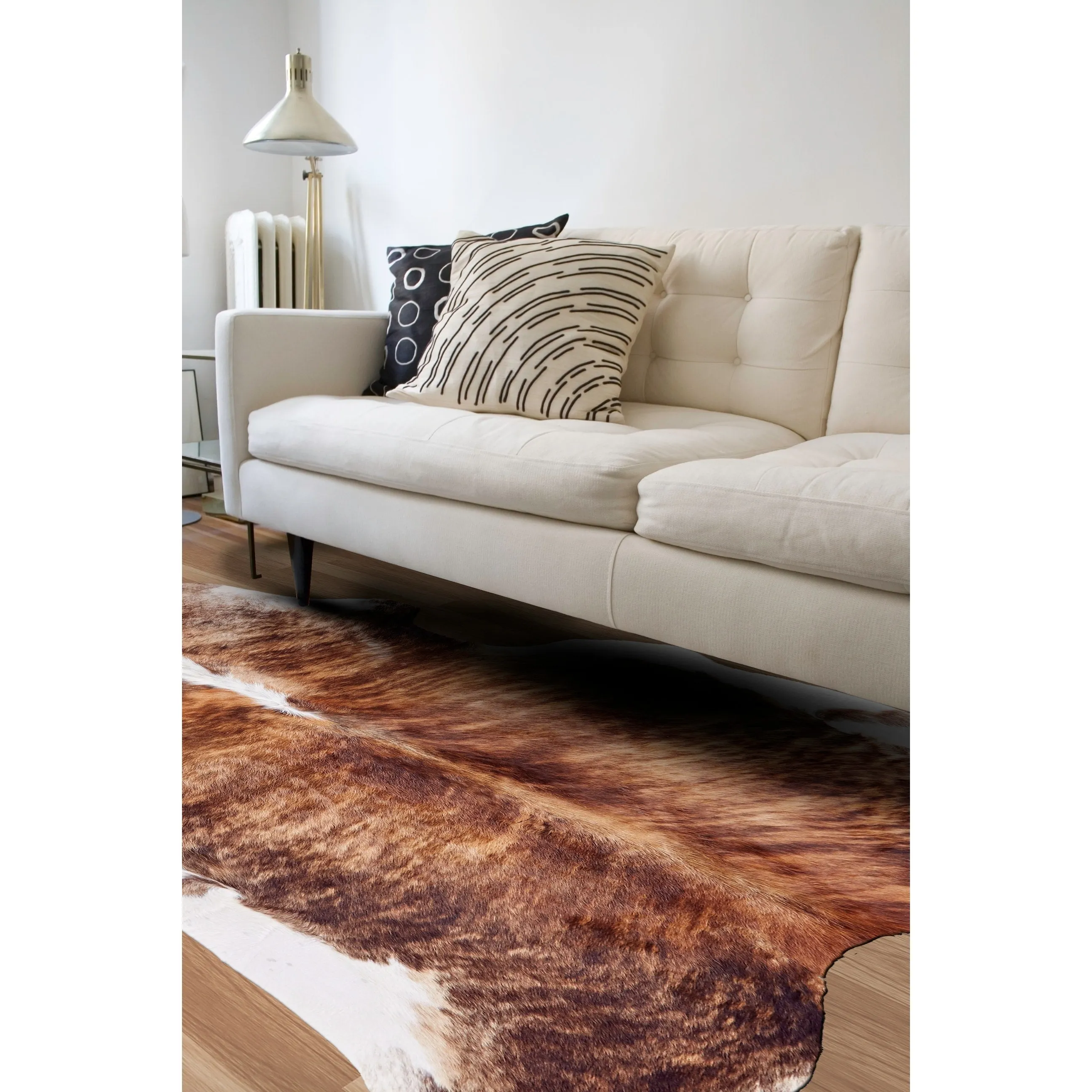 Oakdale Premium On-Hair Cowhide. Brindle Dark Brown. Small