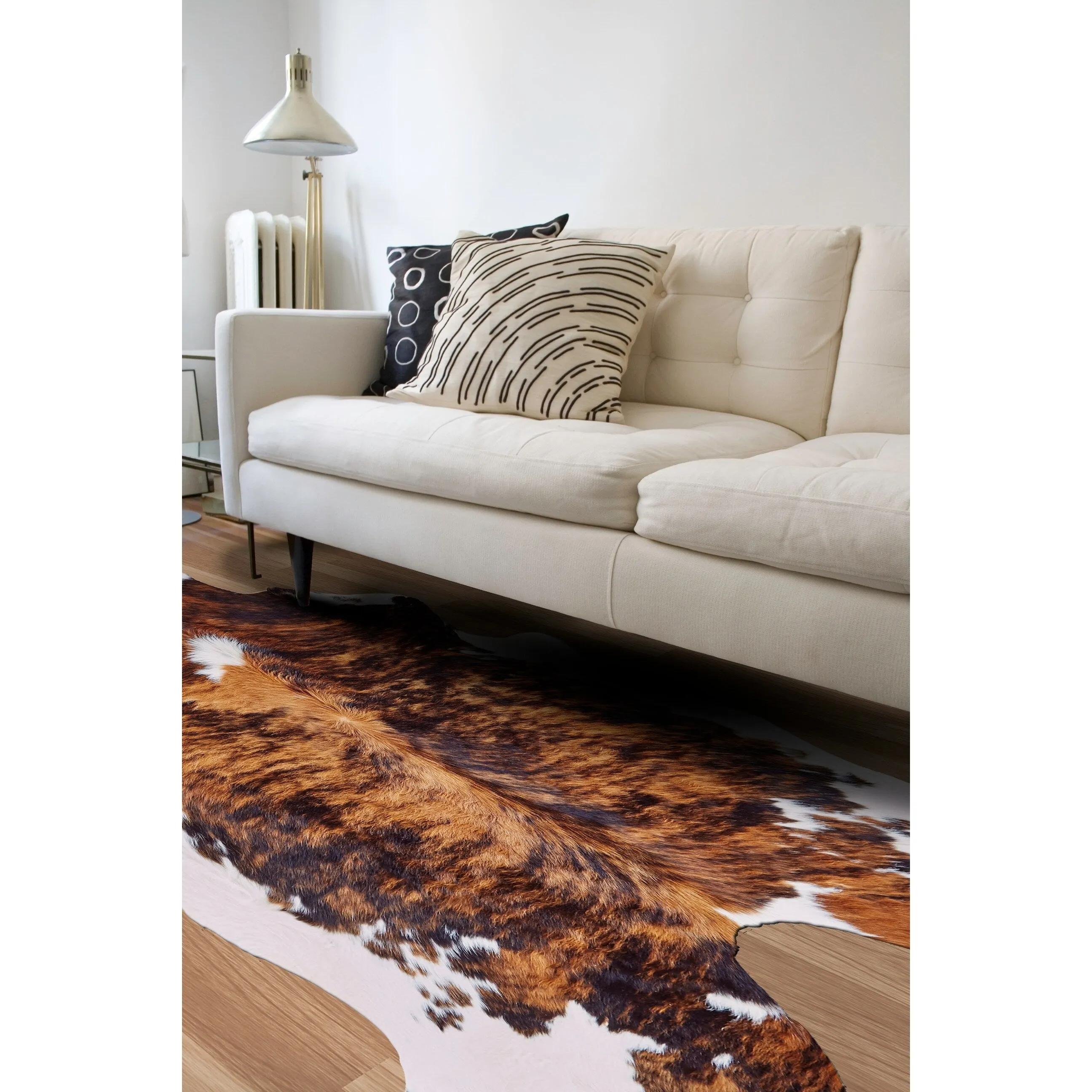 Oakdale Premium On-Hair Cowhide. Brindle Dark Brown. Small