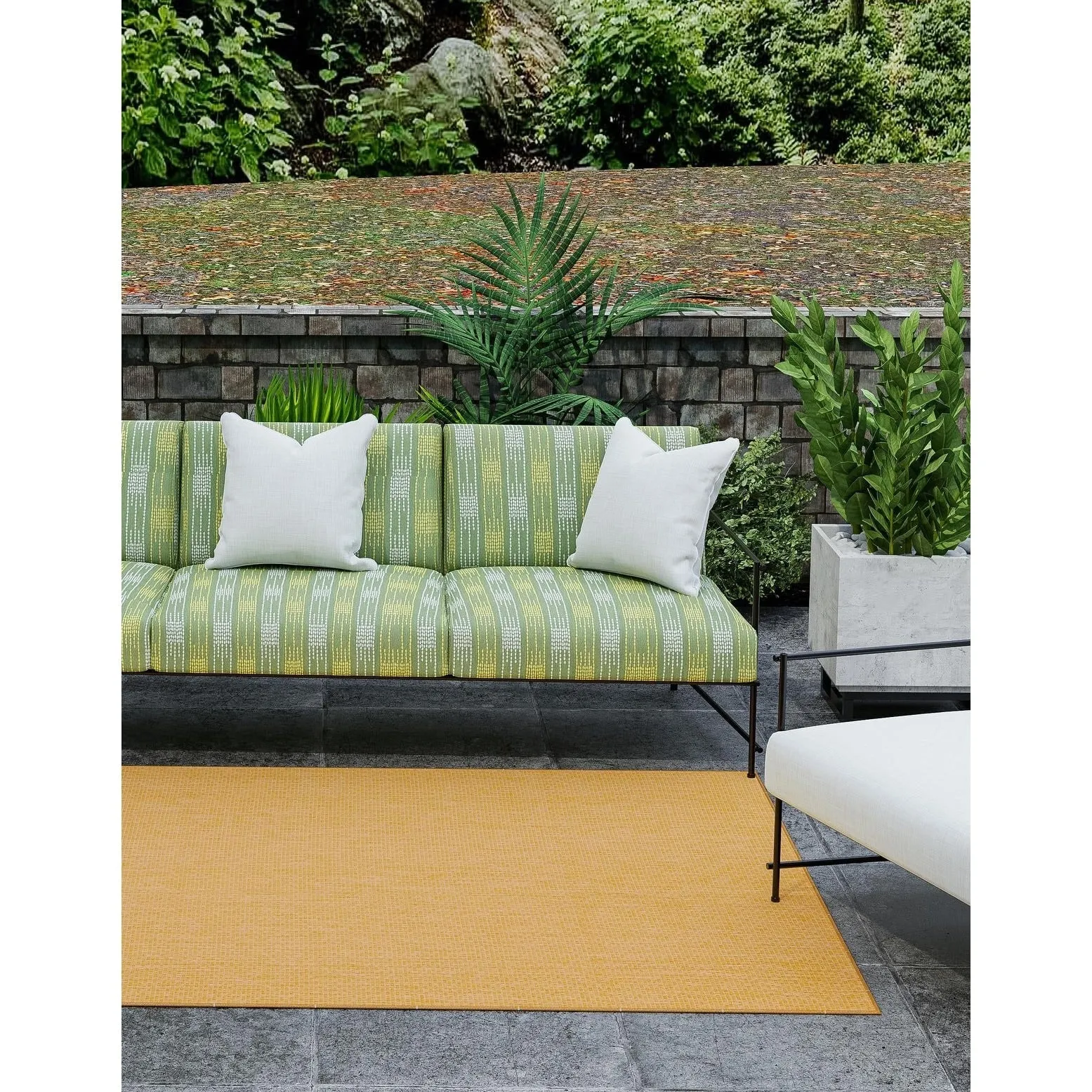 Outdoor Amsterdam Collection Area Rug