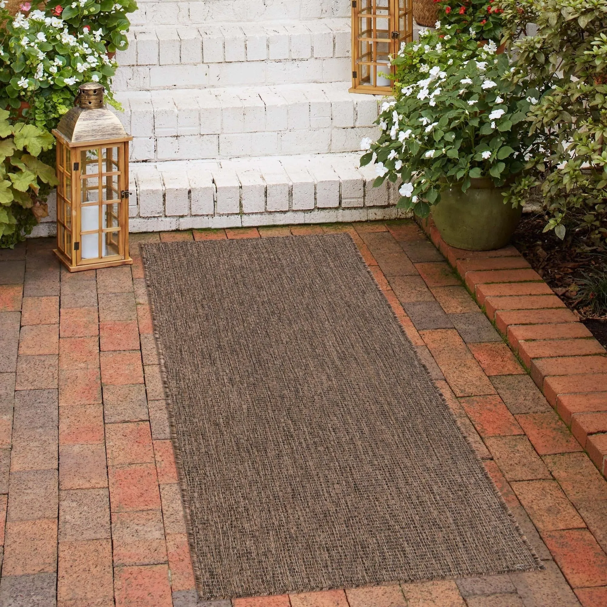 Outdoor Amsterdam Collection Area Rug