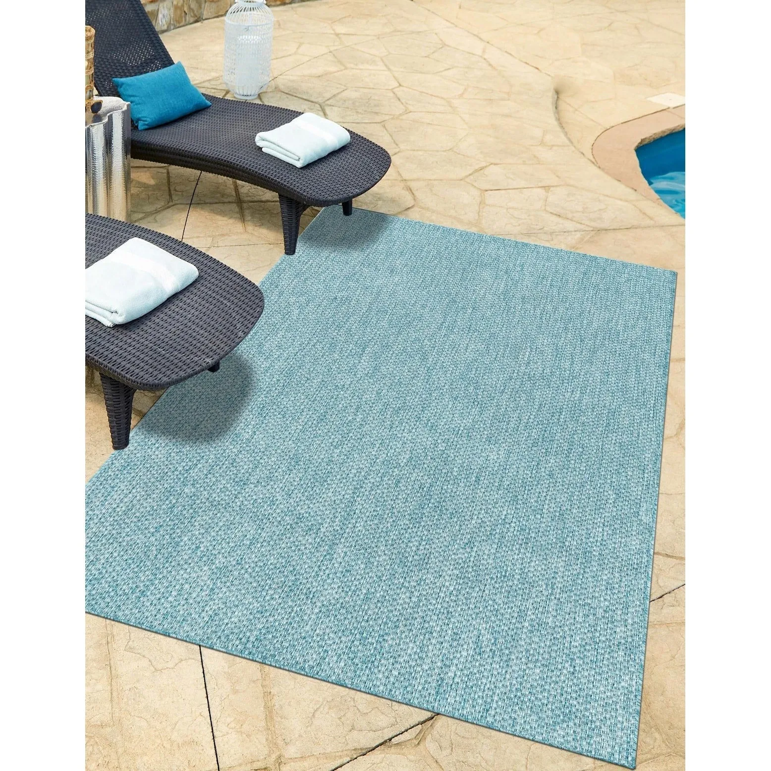 Outdoor Amsterdam Collection Area Rug