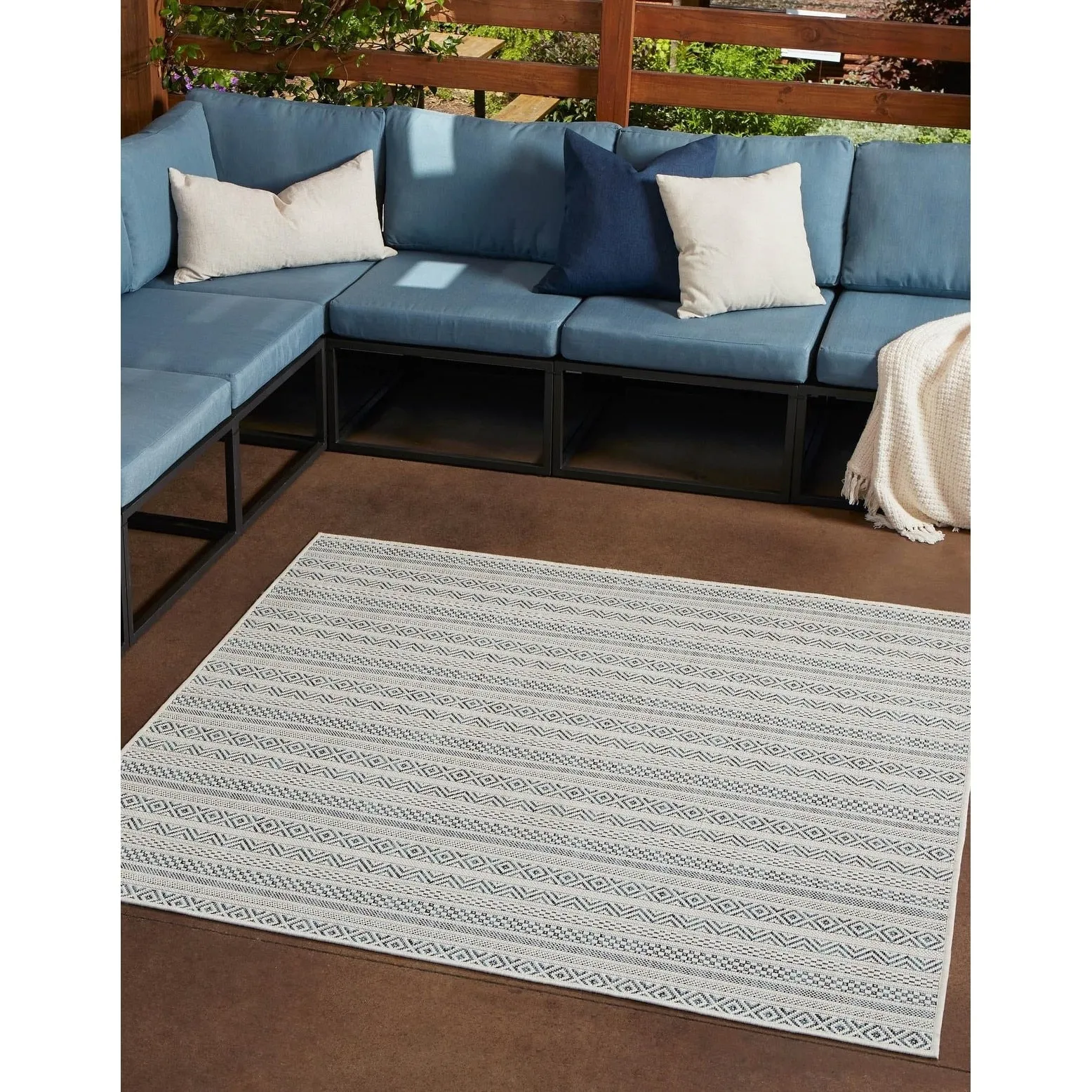 Outdoor Laaset Collection Area Rug