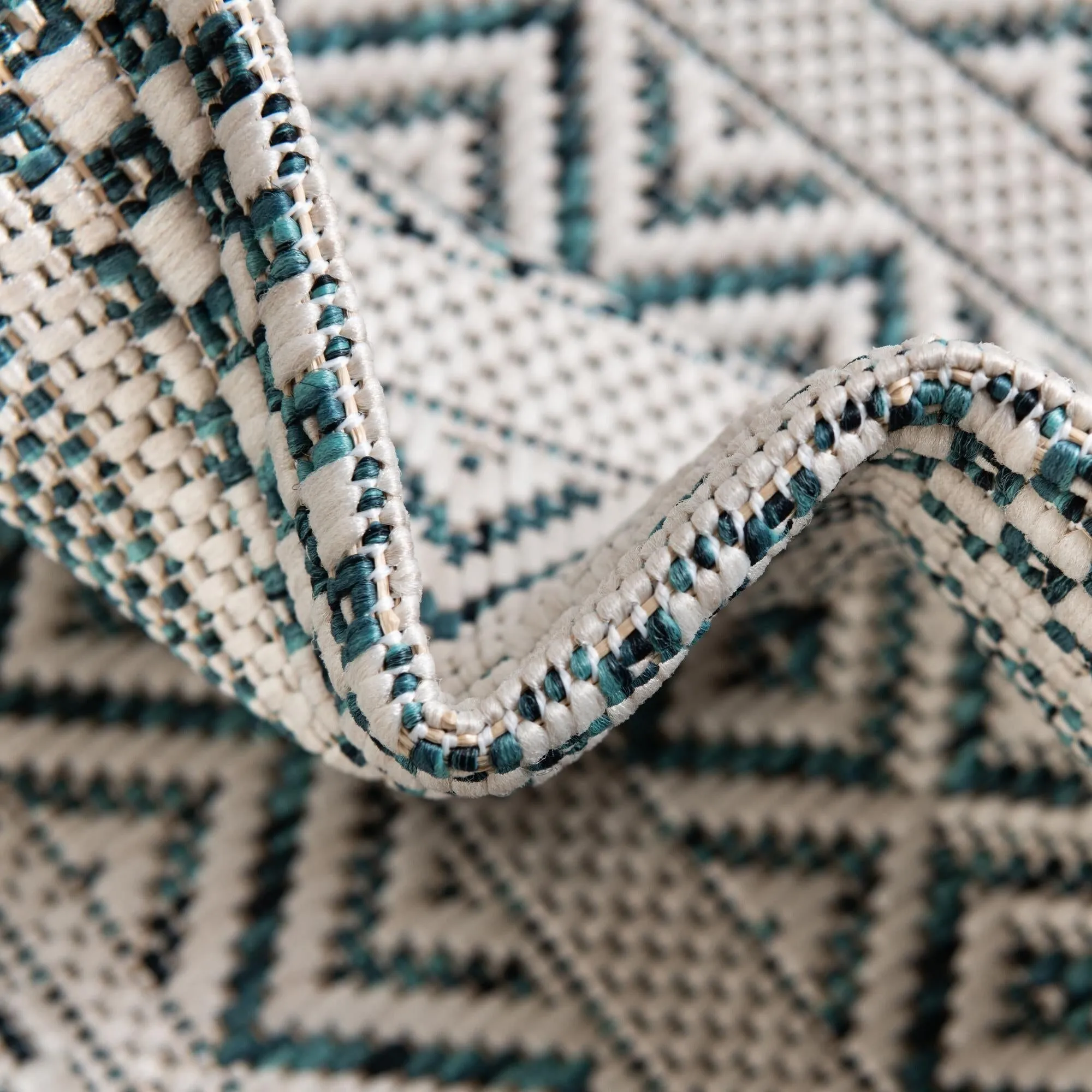 Outdoor Laaset Collection Area Rug