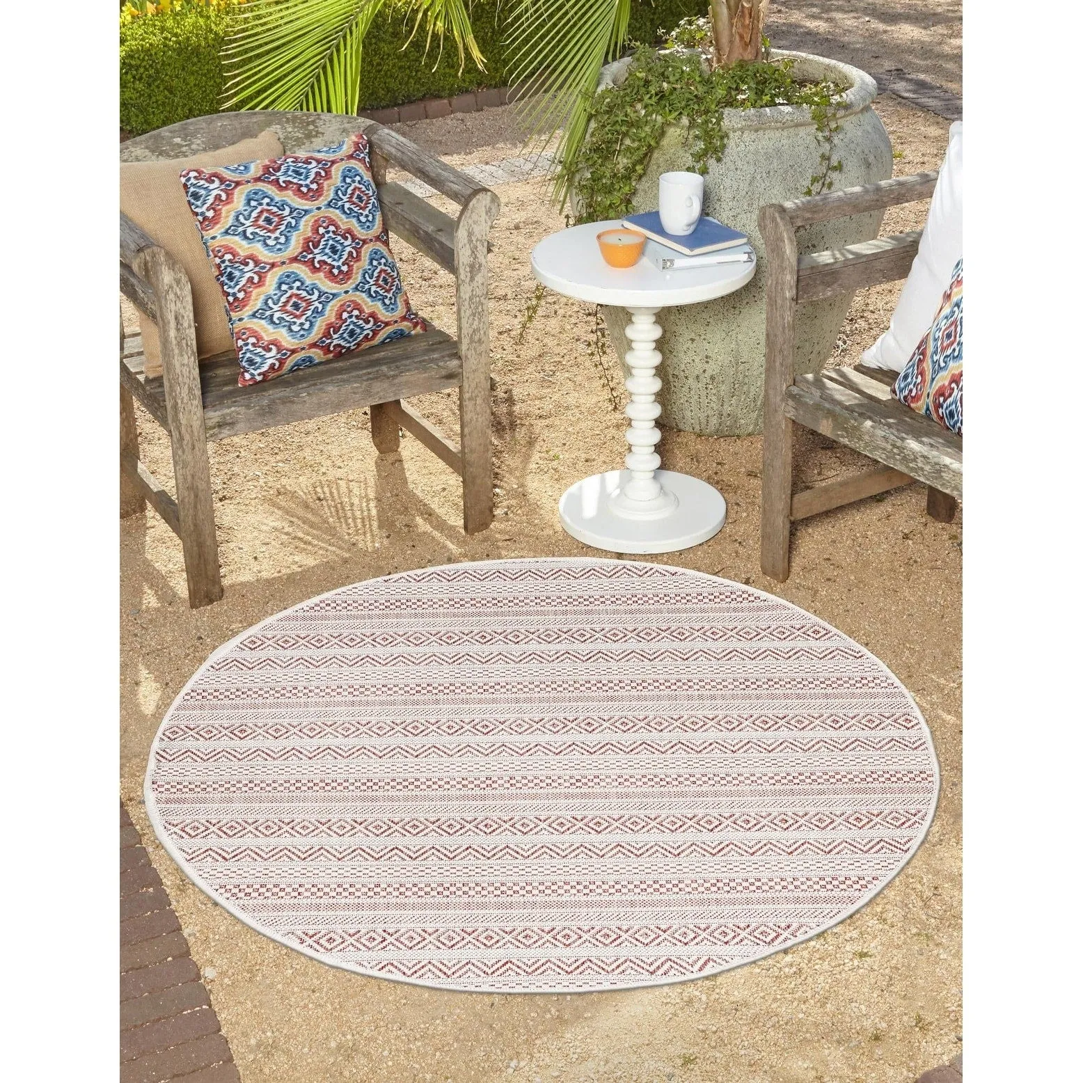 Outdoor Laaset Collection Area Rug
