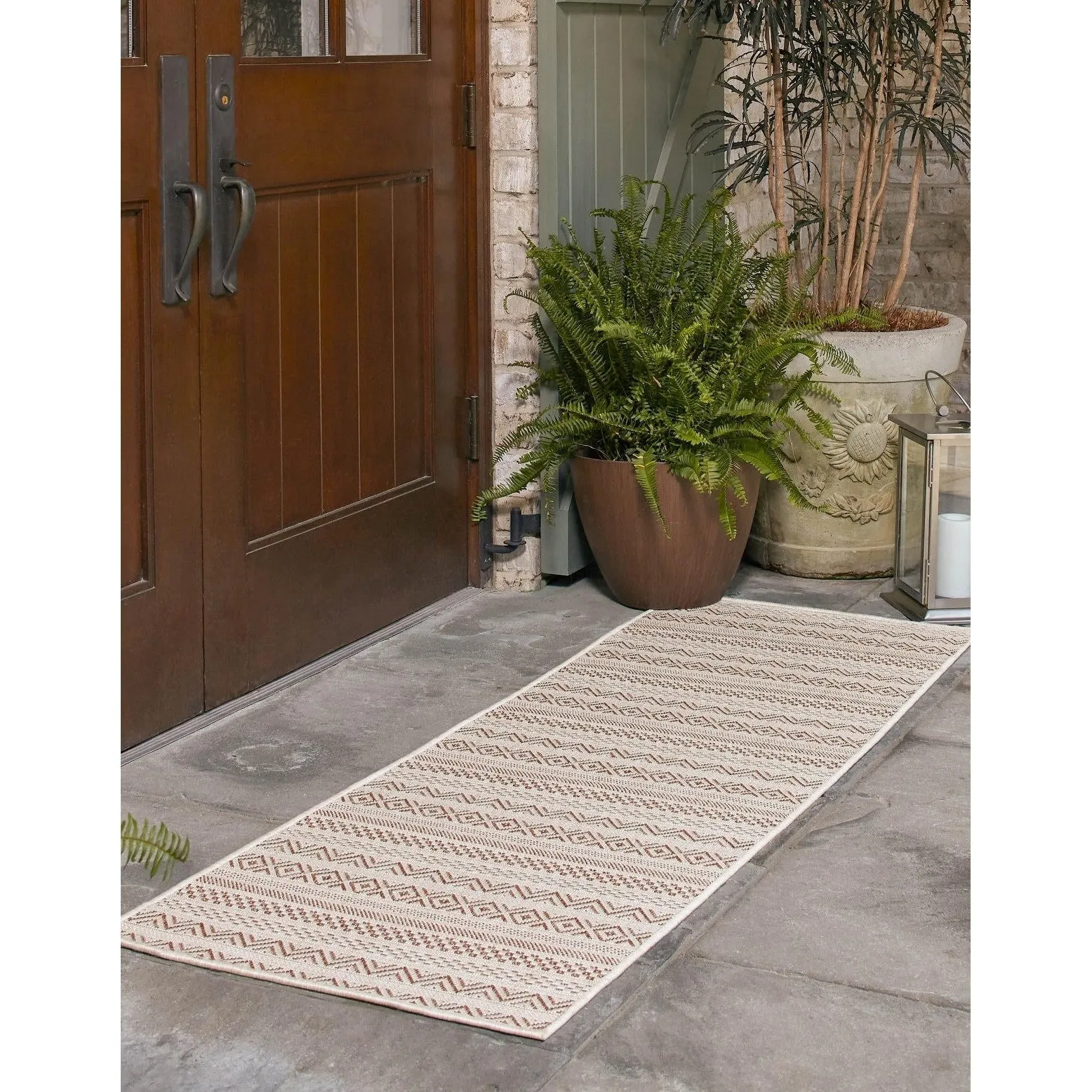 Outdoor Laaset Collection Area Rug