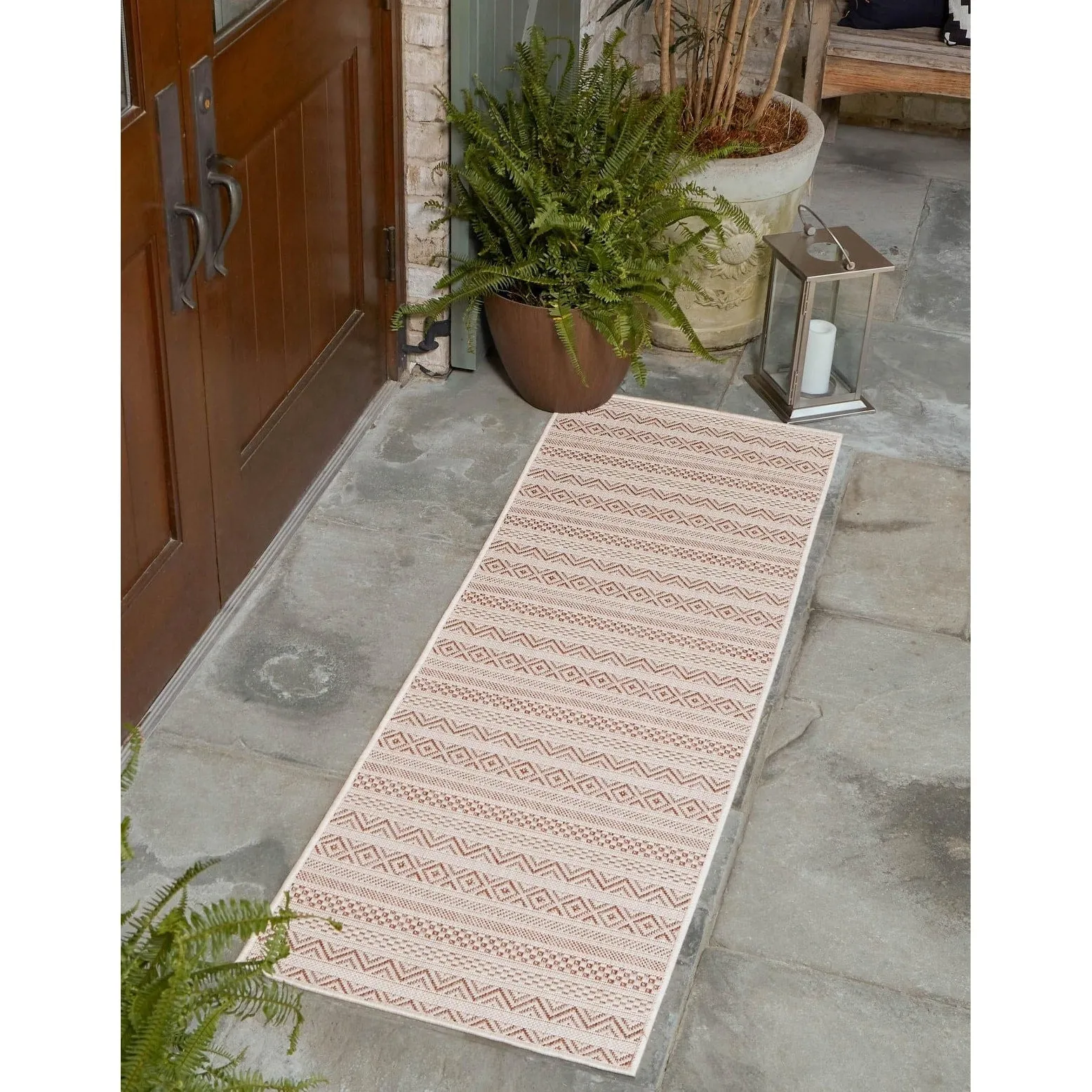 Outdoor Laaset Collection Area Rug