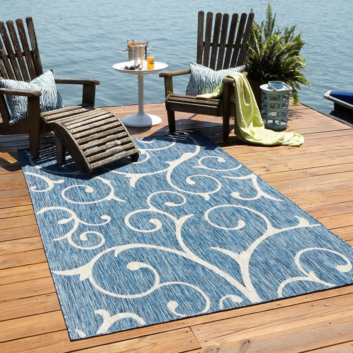 Outdoor Turgh Collection Area Rug