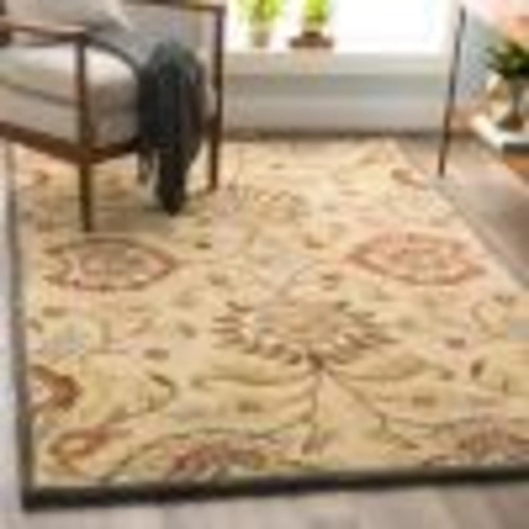 Patchway Handmade Classic Floral Wool Area Rug