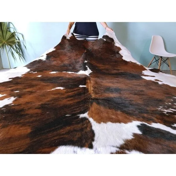 Pergamino Tricolor Exoctic Cowhide Rug