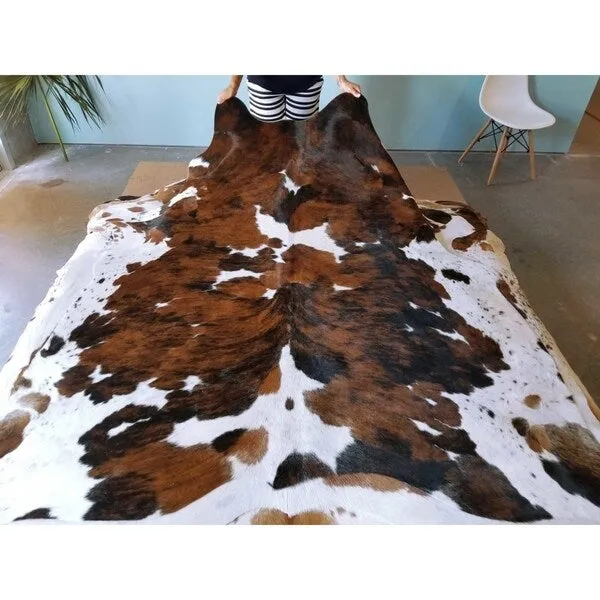 Pergamino Tricolor Exoctic Cowhide Rug