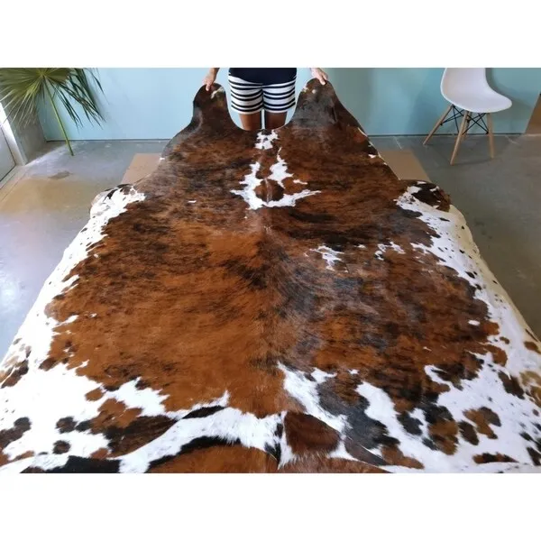Pergamino Tricolor Exoctic Cowhide Rug