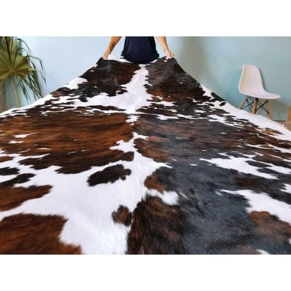 Pergamino Tricolor Exoctic Cowhide Rug