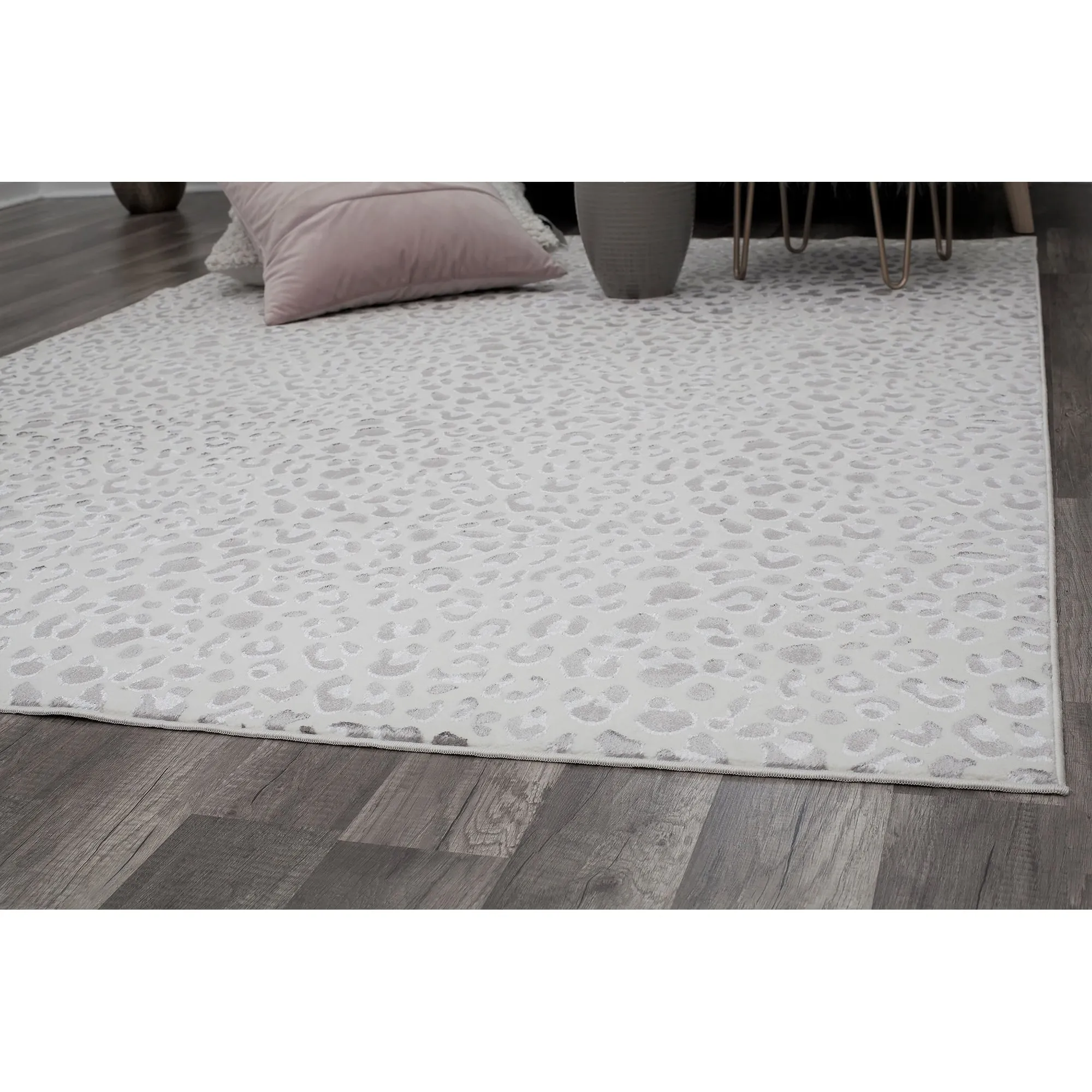Rugs America Natura Snow Leopard Silver Shine Area Rug