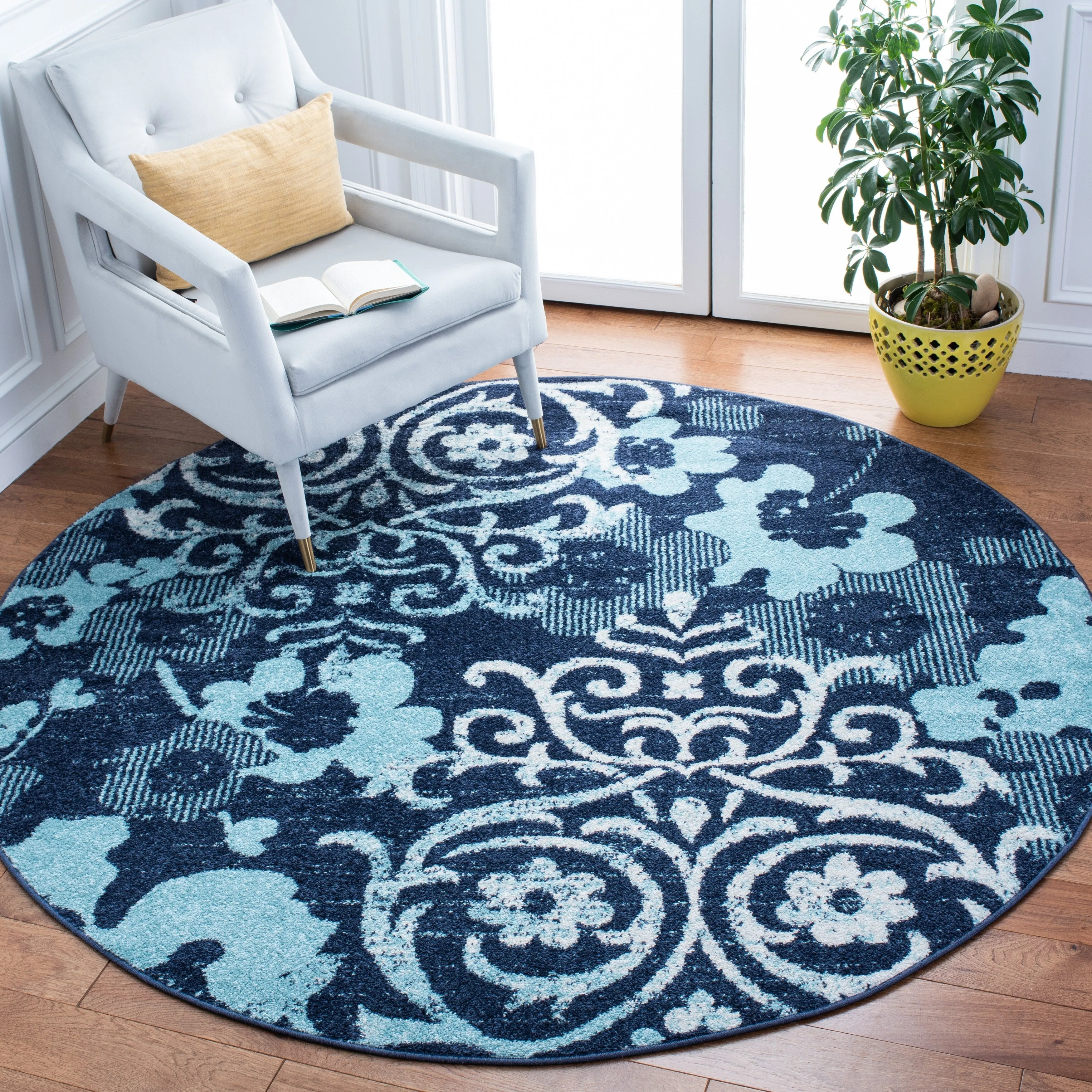 SAFAVIEH. Adirondack Rena Damask Floral Distressed Rug
