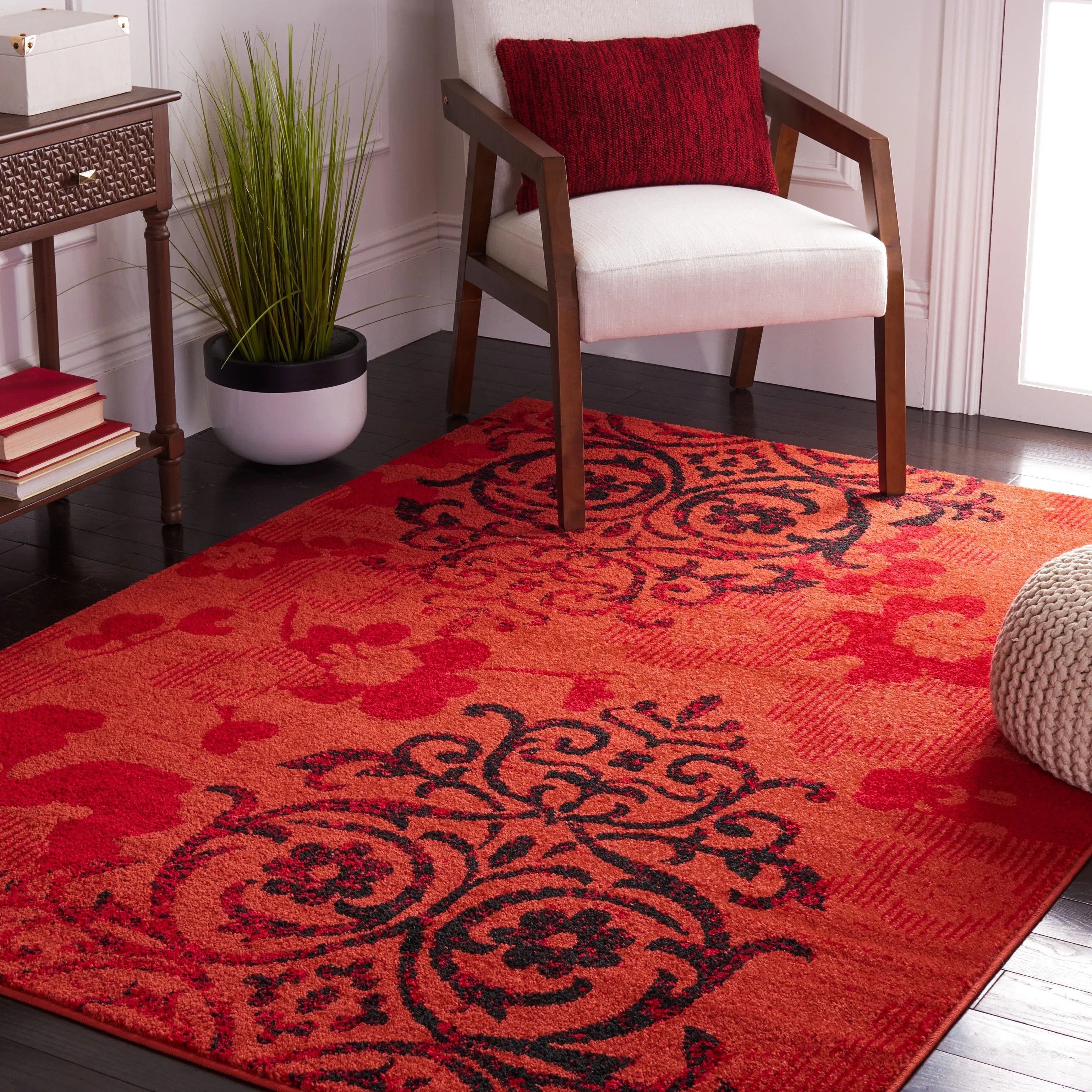 SAFAVIEH. Adirondack Rena Damask Floral Distressed Rug