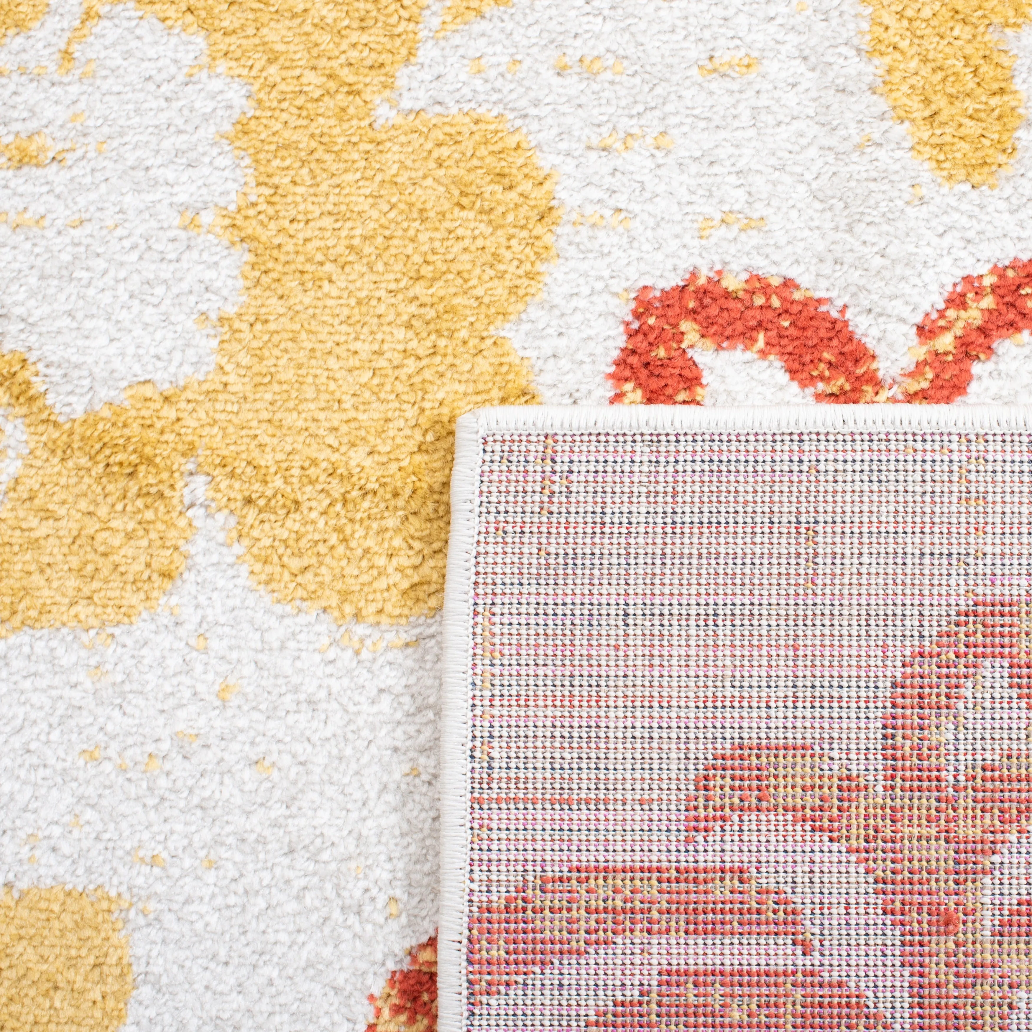 SAFAVIEH. Adirondack Rena Damask Floral Distressed Rug